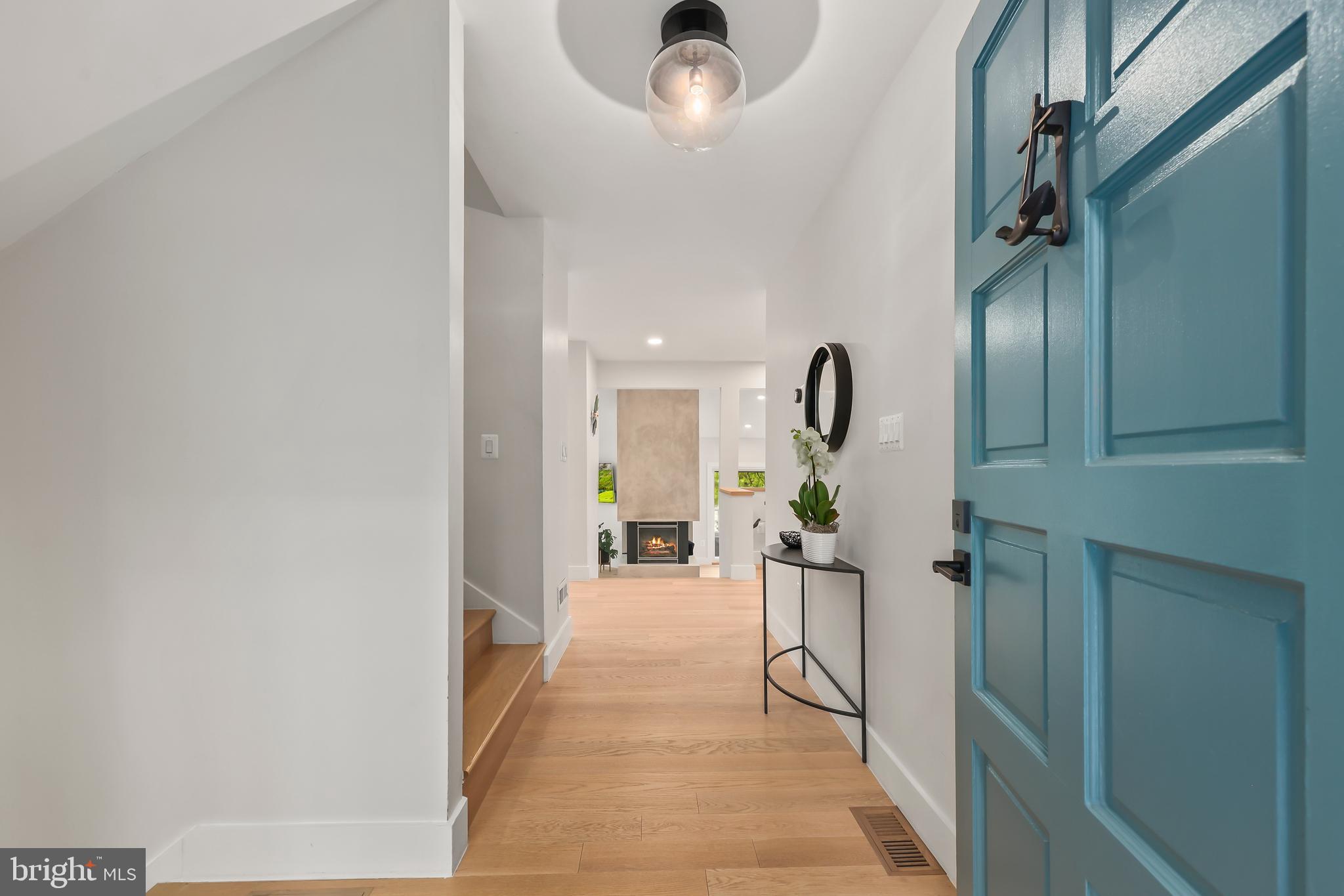 RESTON - Residential