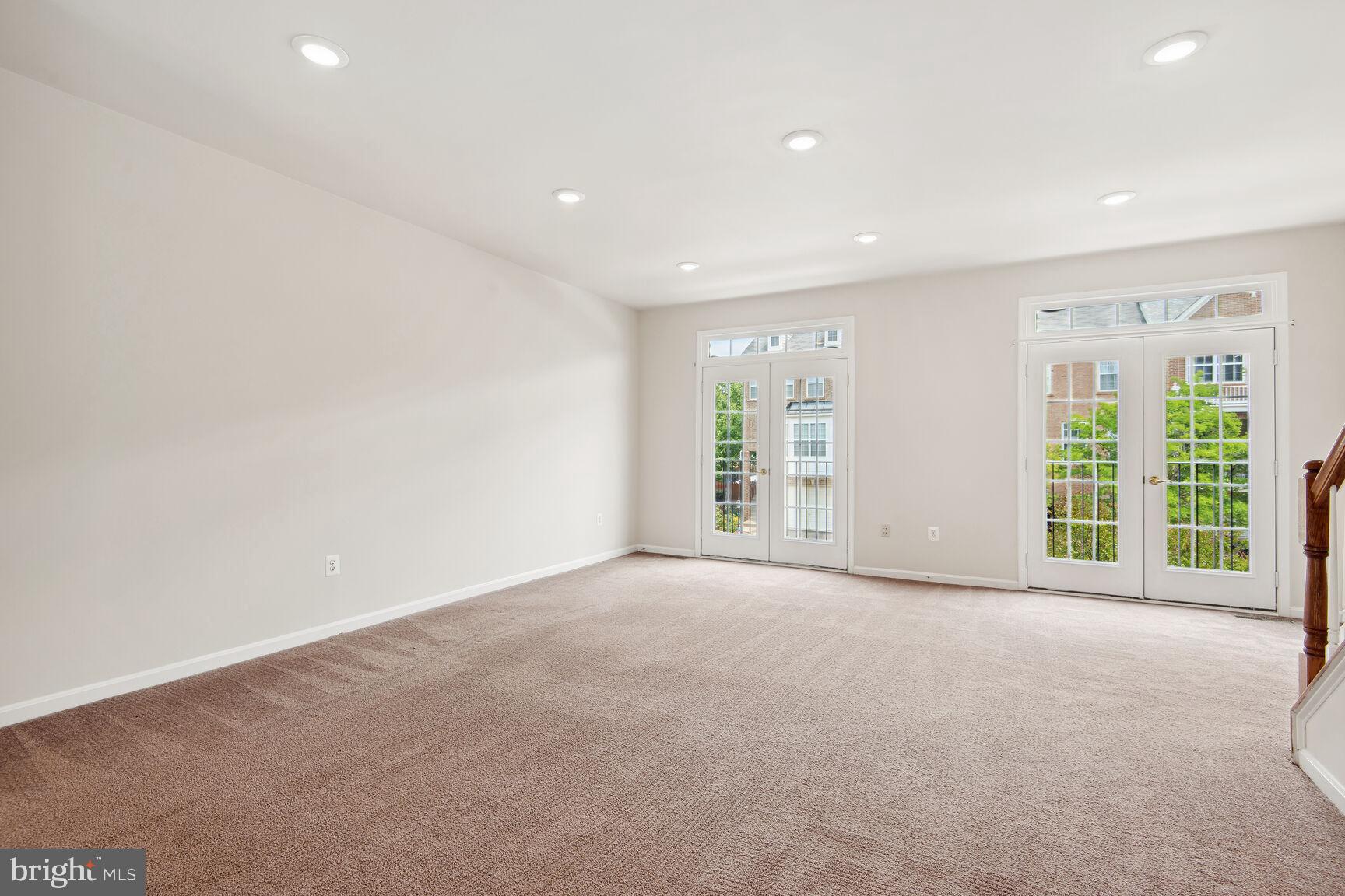 STONE RIDGE NORTH - Residential Lease