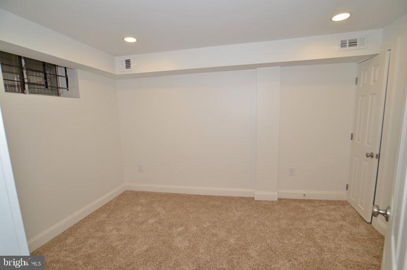 WOODRIDGE - Residential