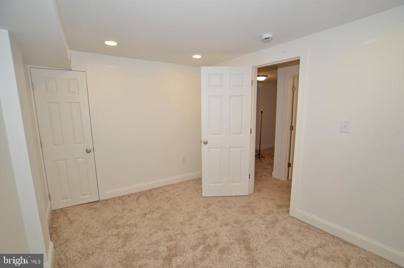 WOODRIDGE - Residential