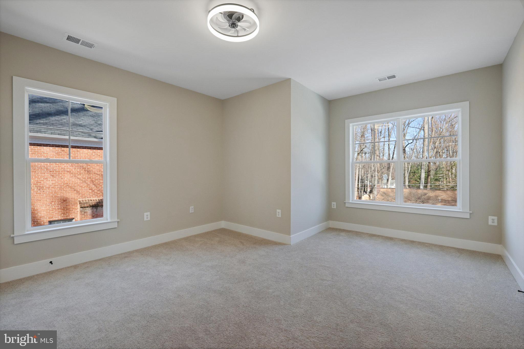 POPLAR HEIGHTS - Residential