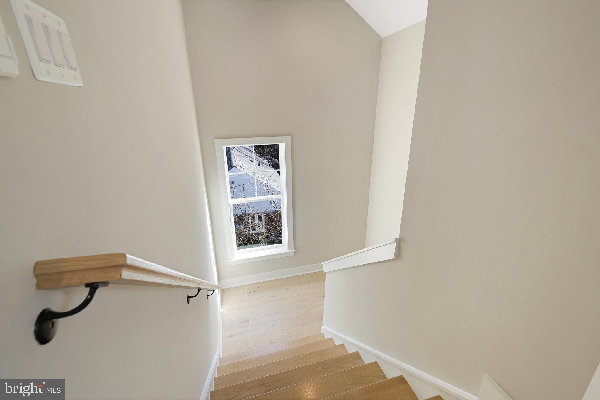POPLAR HEIGHTS - Residential