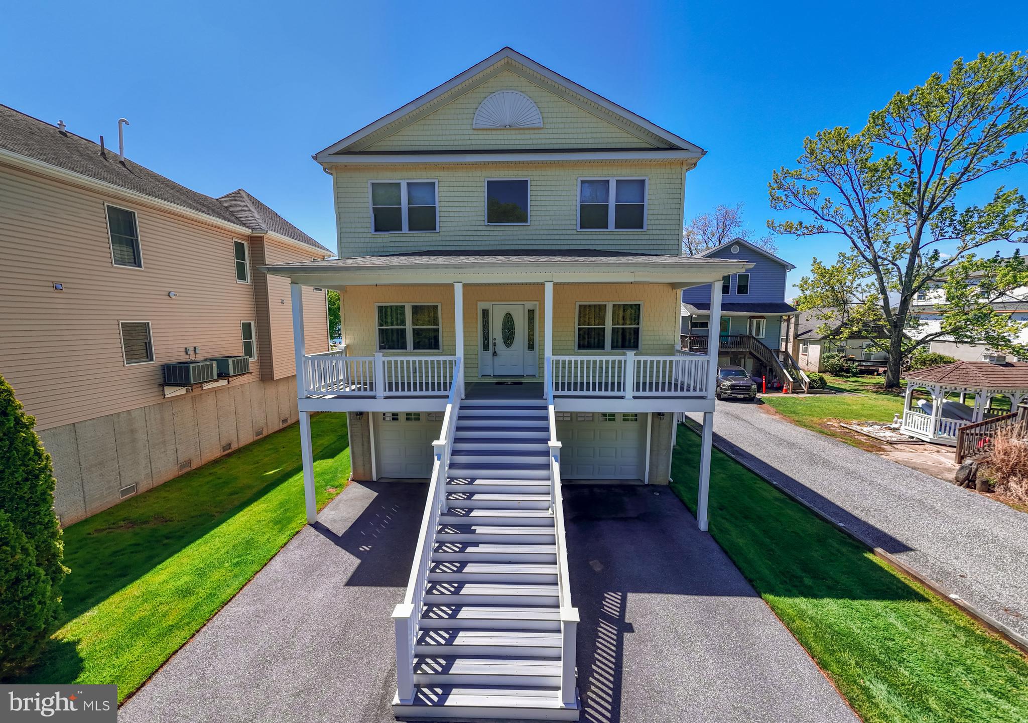 BOWLEYS QUARTERS - Residential