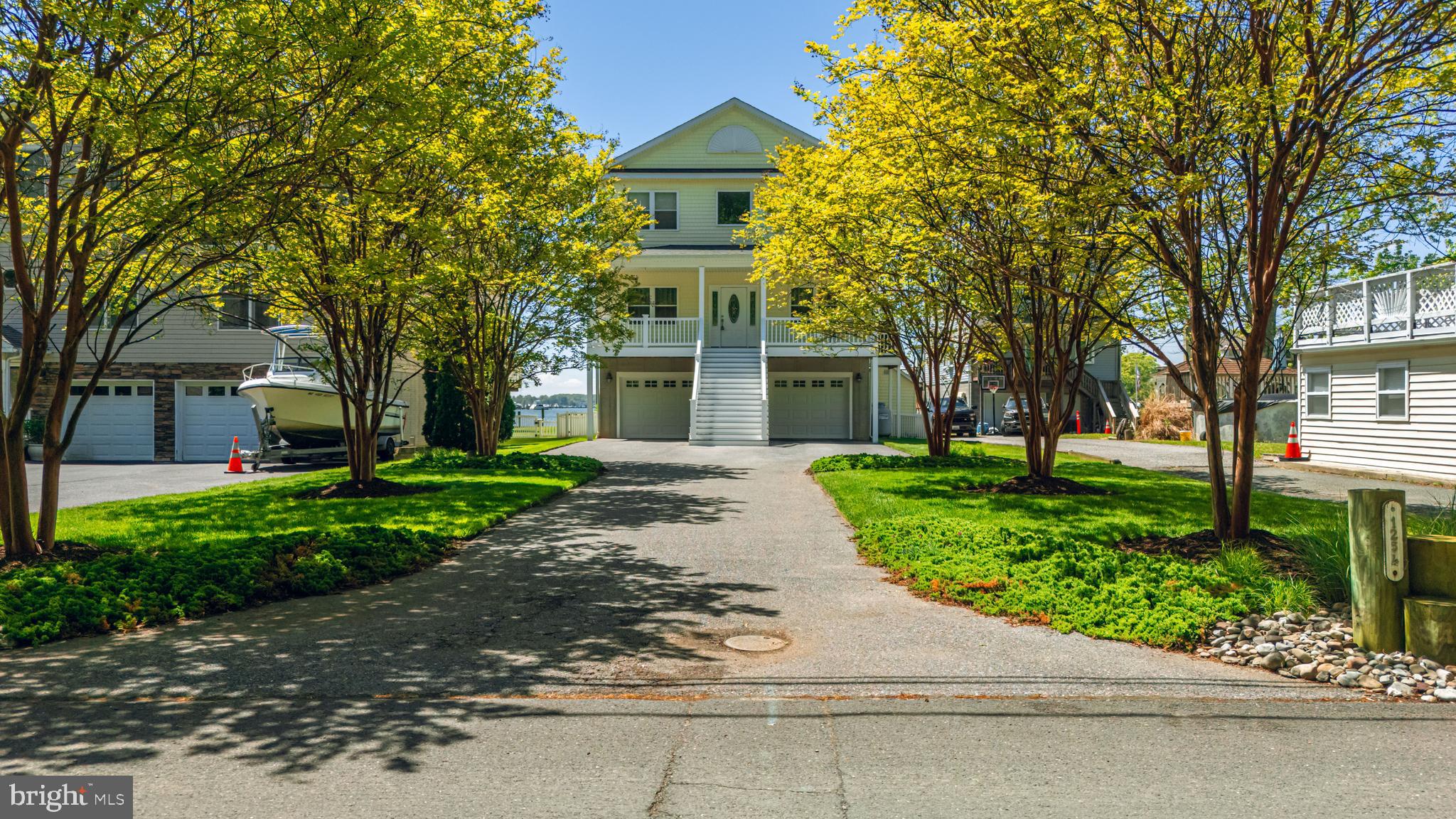 BOWLEYS QUARTERS - Residential