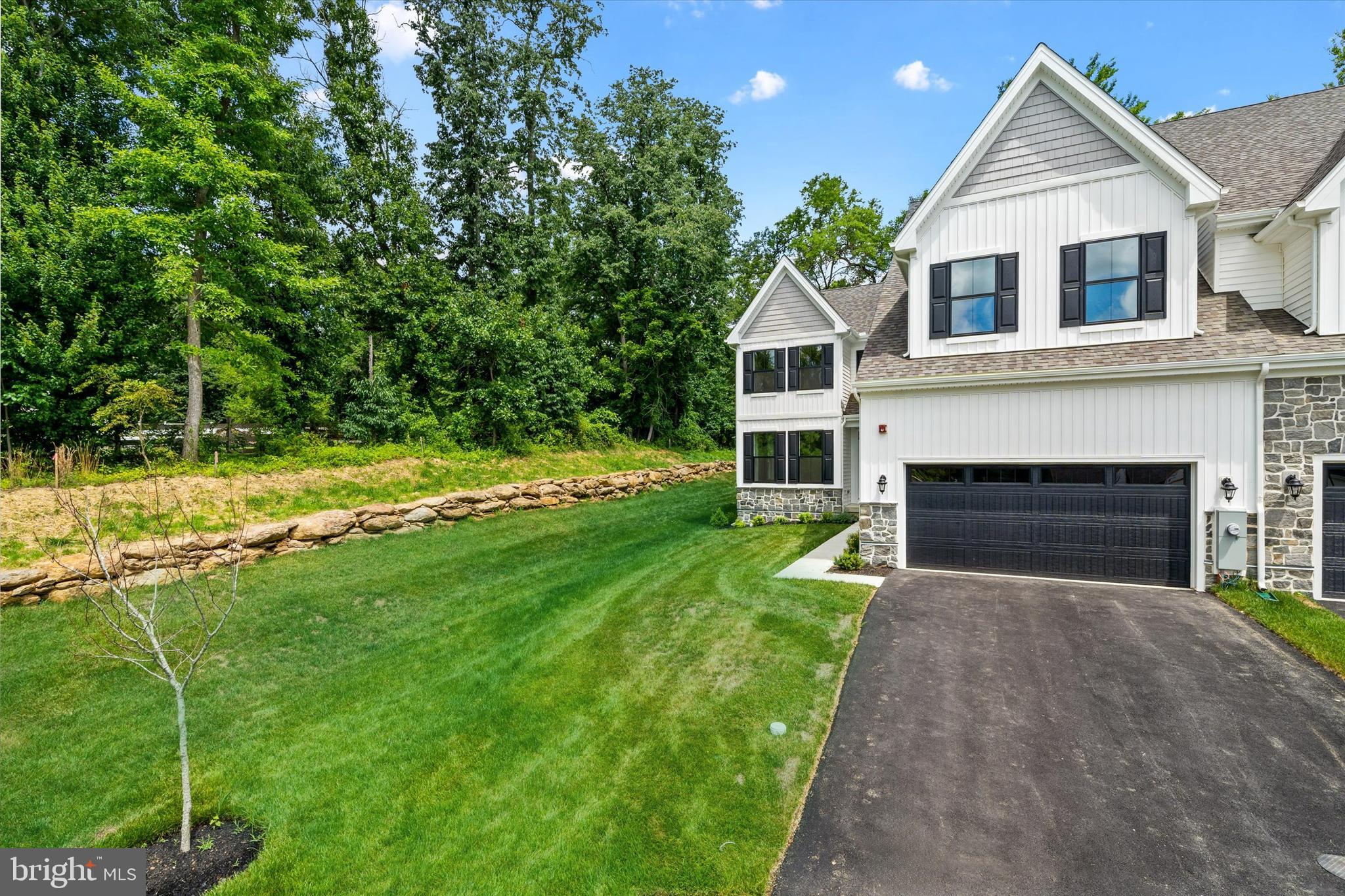 BRIAR CREEK - Residential
