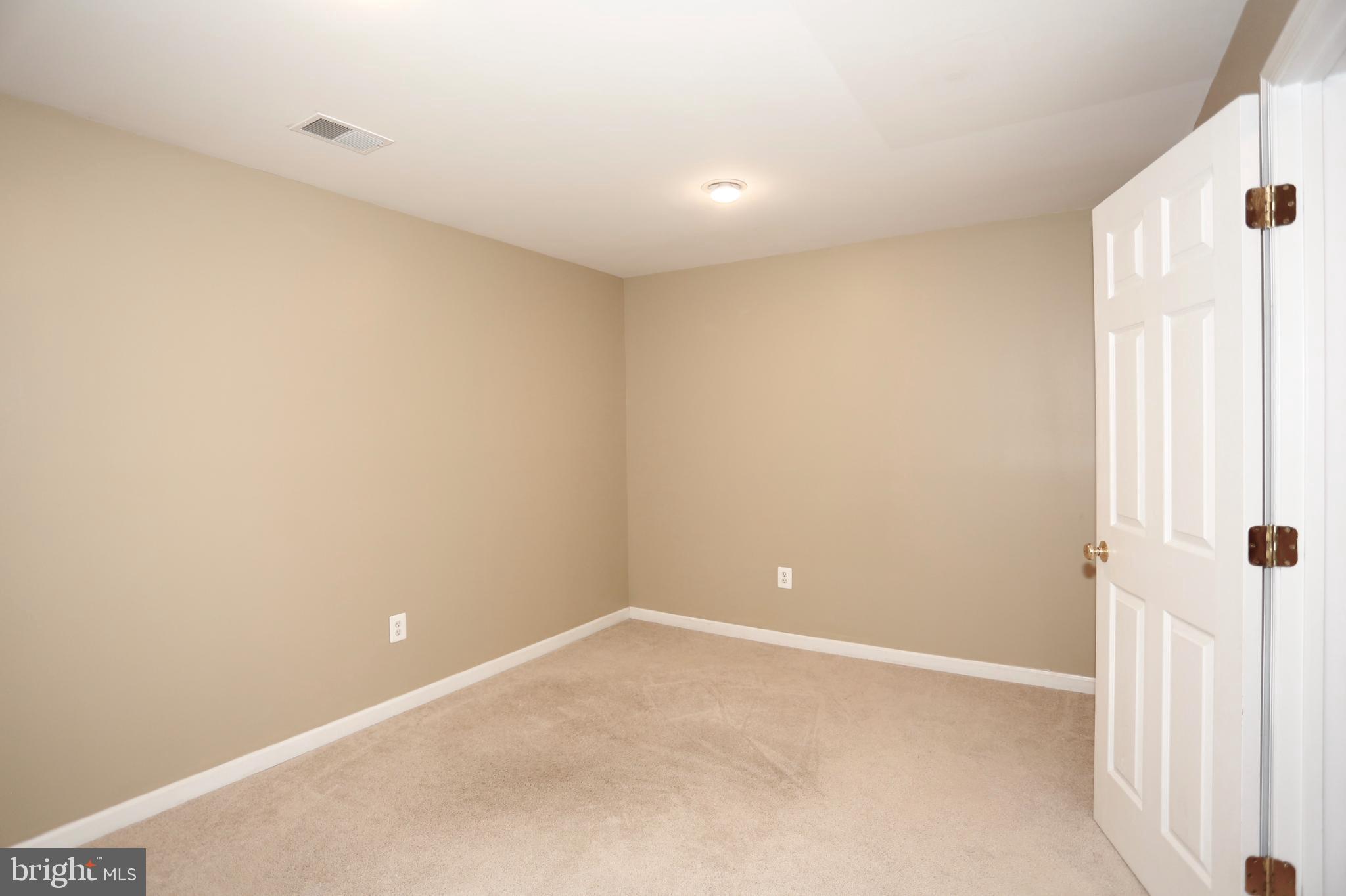 KINGSVIEW RIDGE - Residential