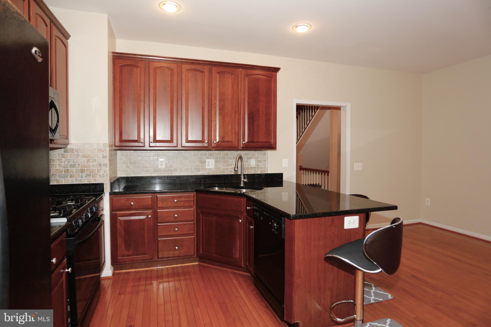 KINGSVIEW RIDGE - Residential