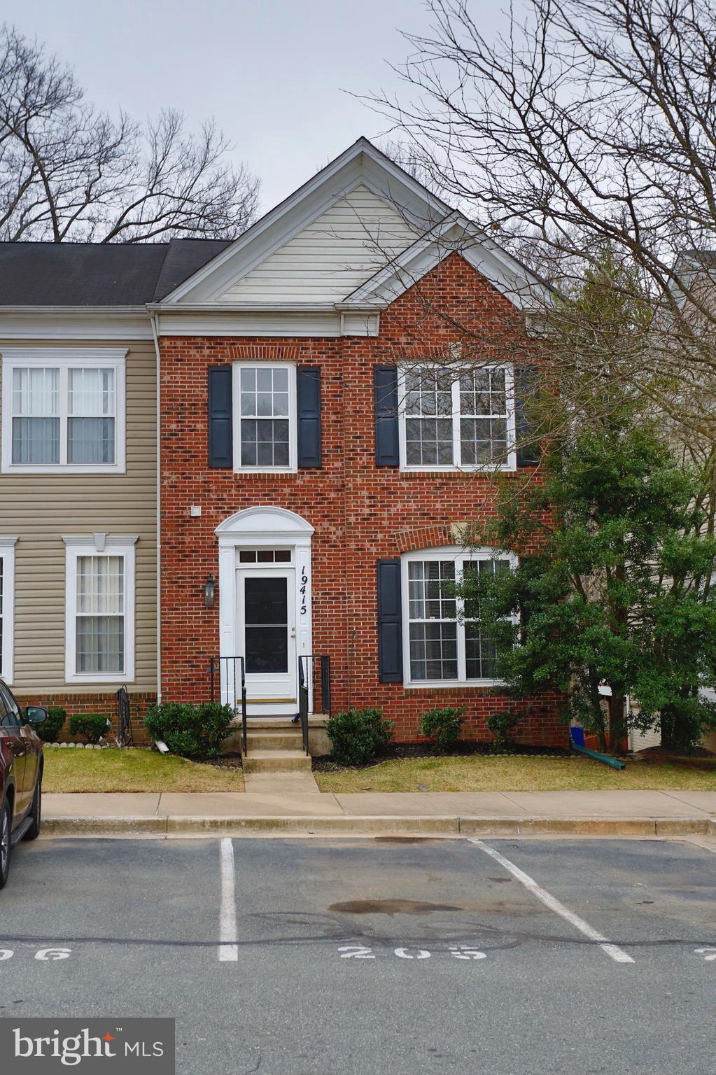 KINGSVIEW RIDGE - Residential
