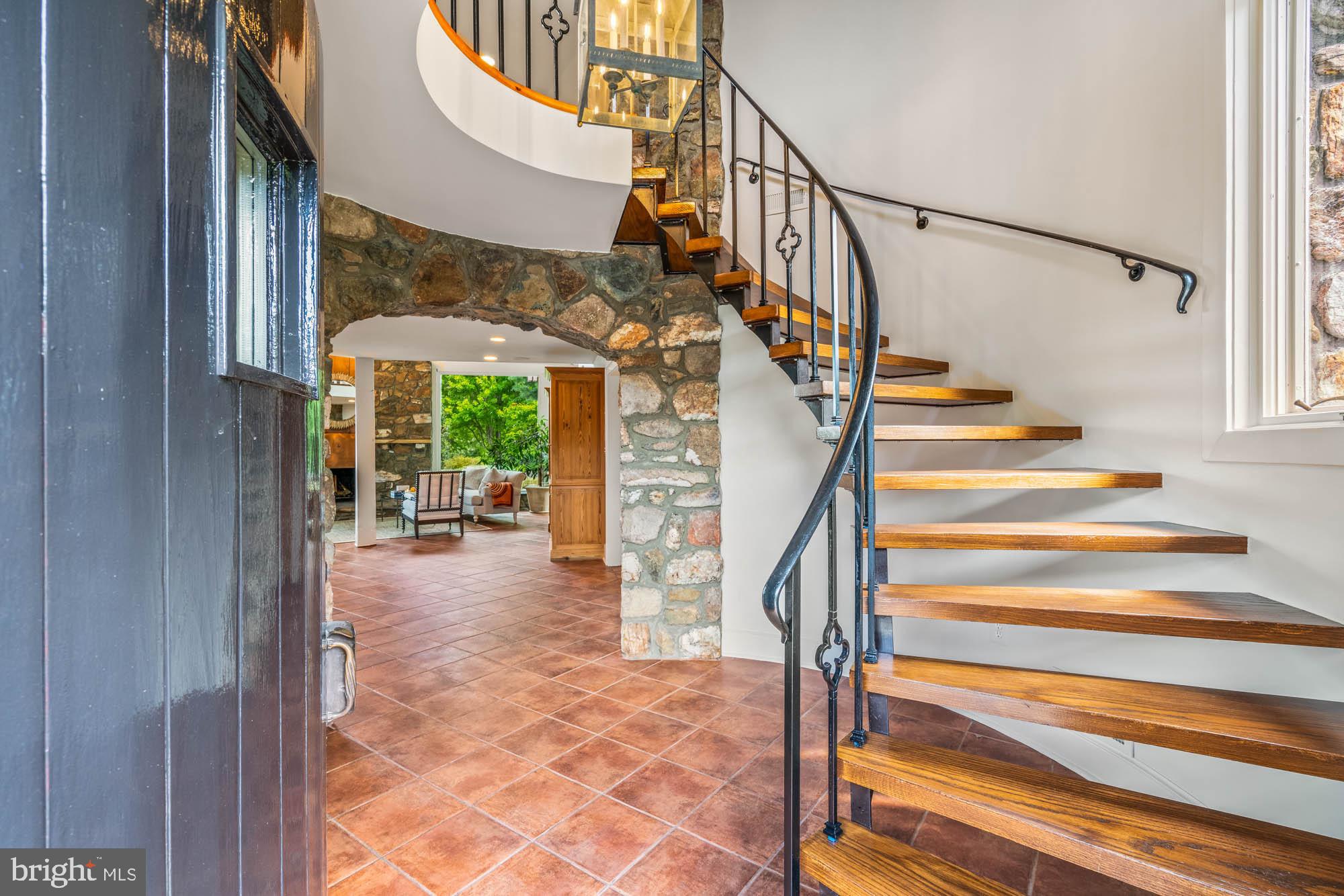 BELLEVUE FARMS - Residential