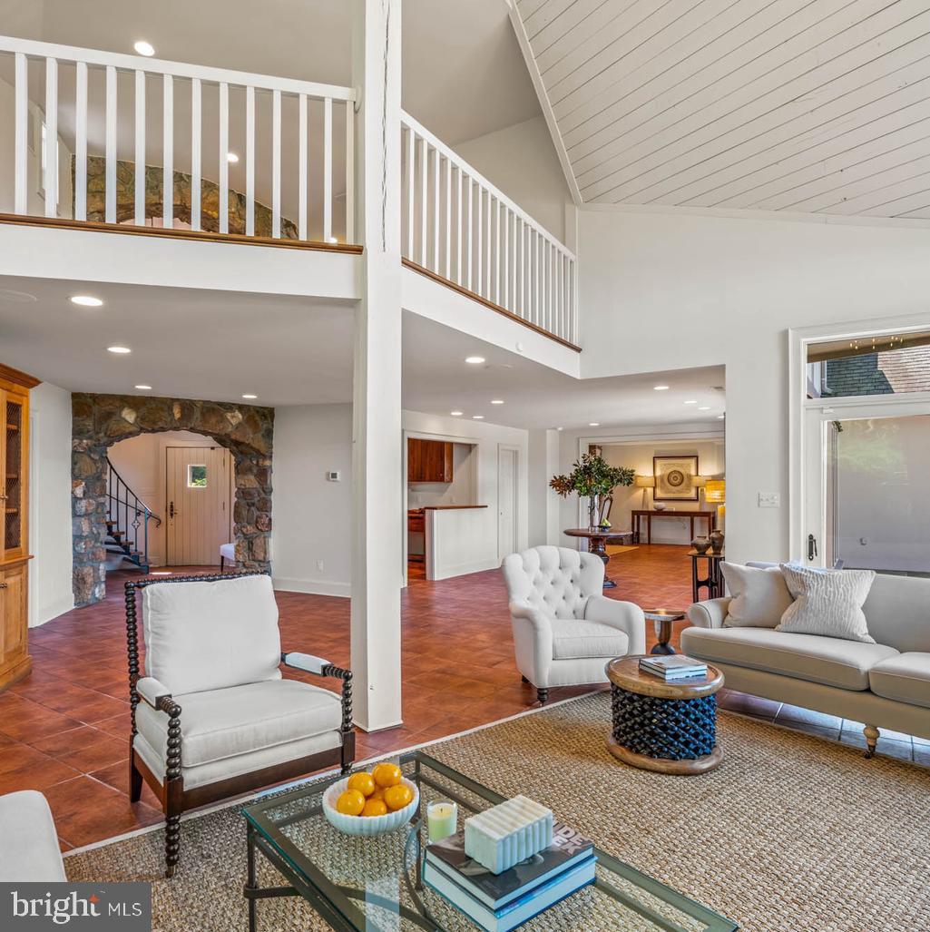 BELLEVUE FARMS - Residential