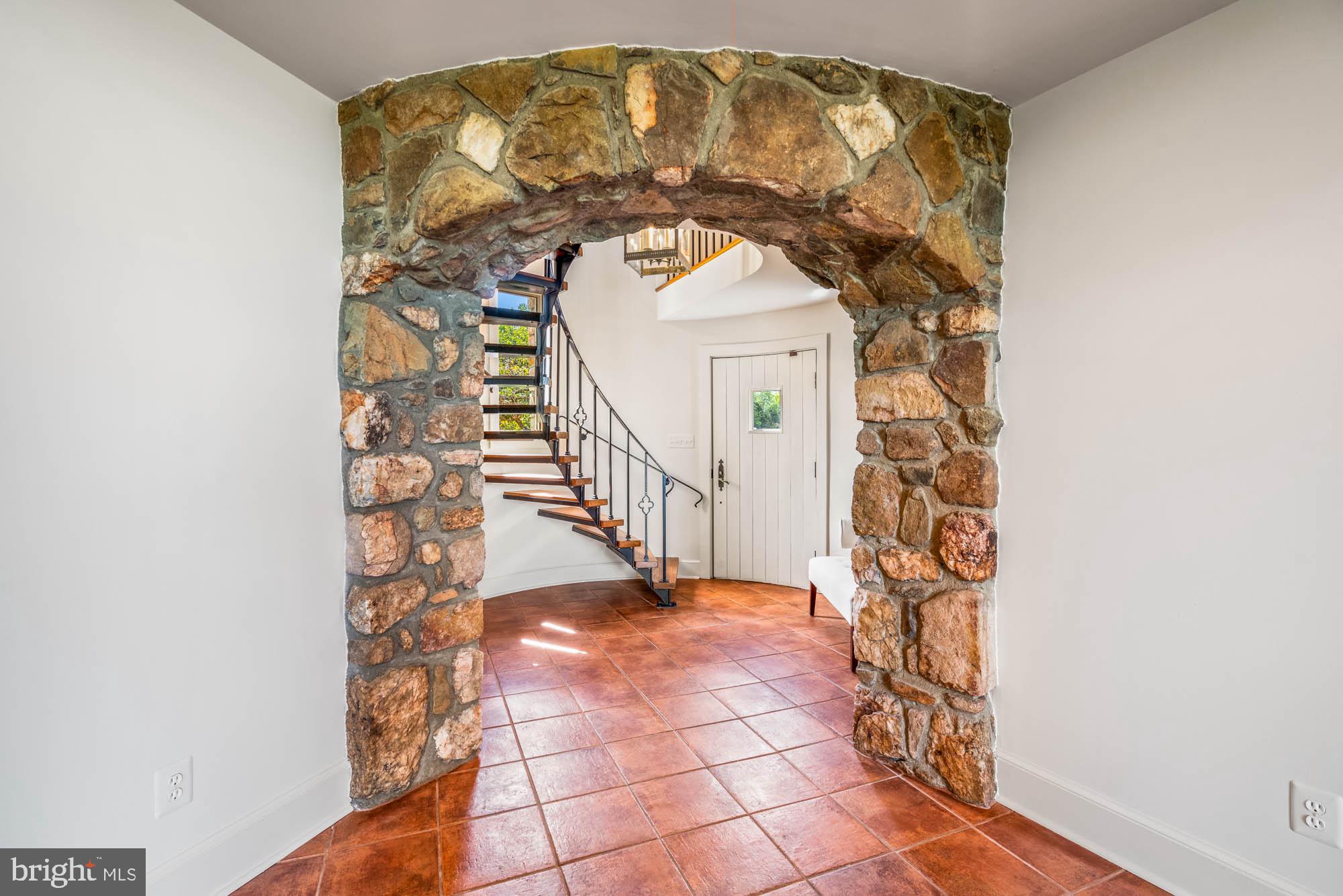 BELLEVUE FARMS - Residential