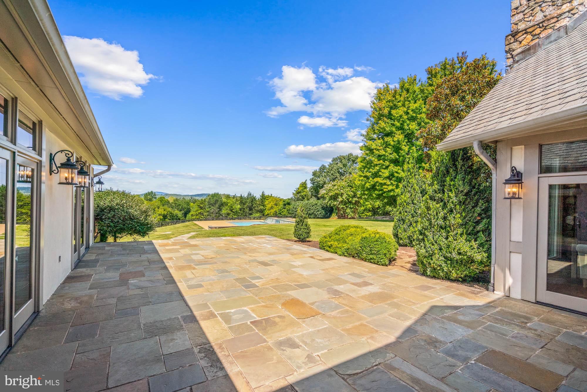 BELLEVUE FARMS - Residential