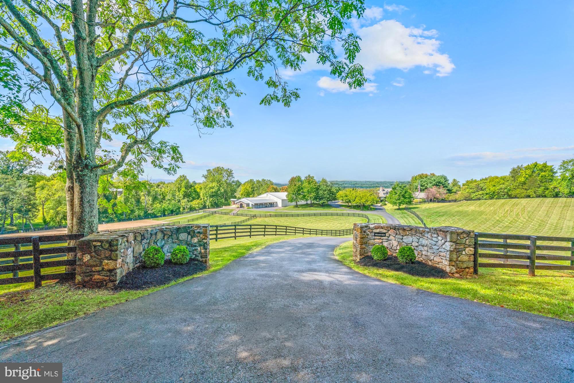 BELLEVUE FARMS - Residential