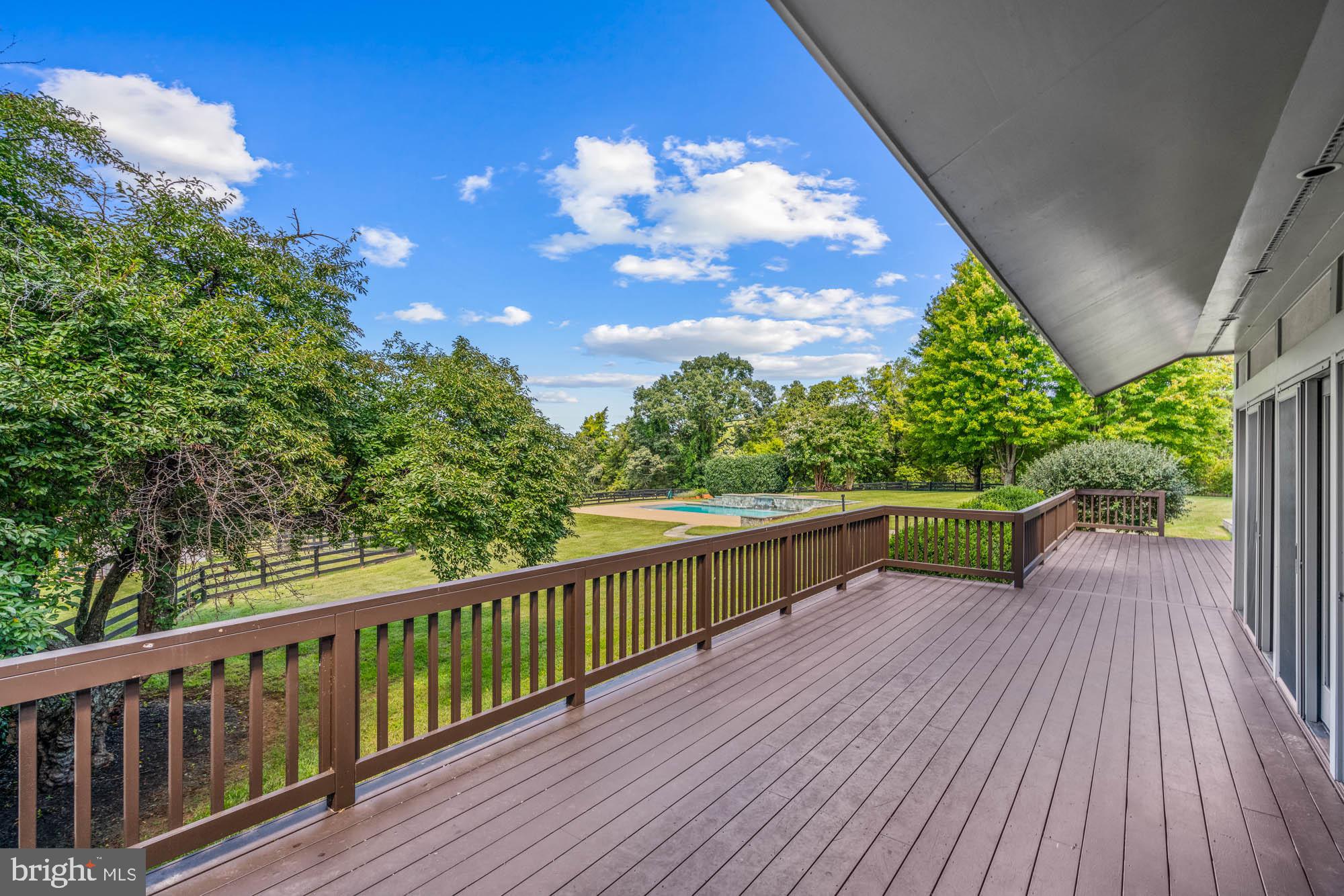 BELLEVUE FARMS - Residential