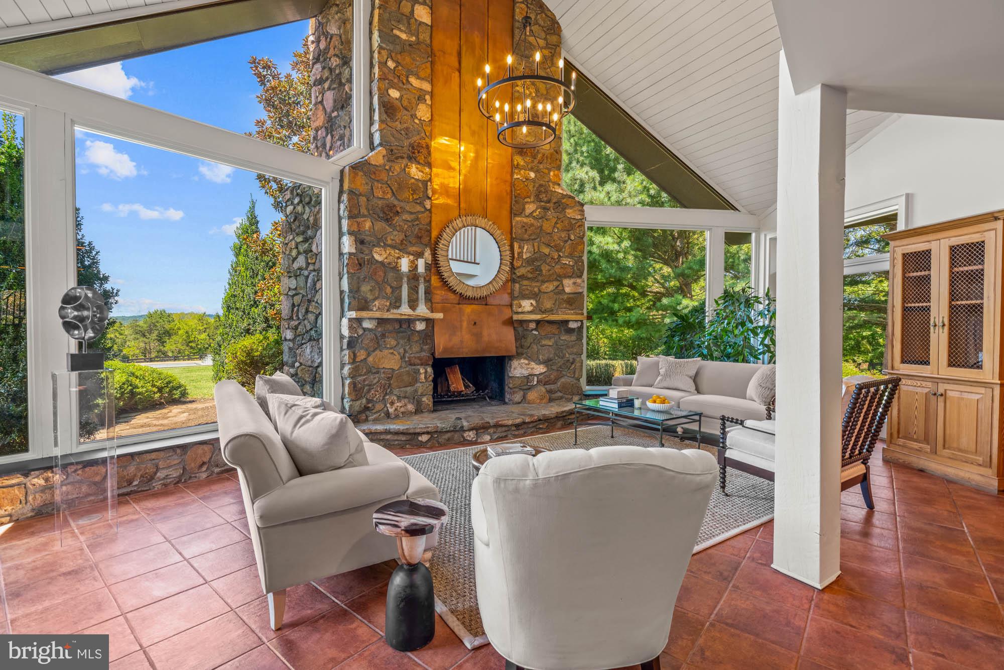 BELLEVUE FARMS - Residential