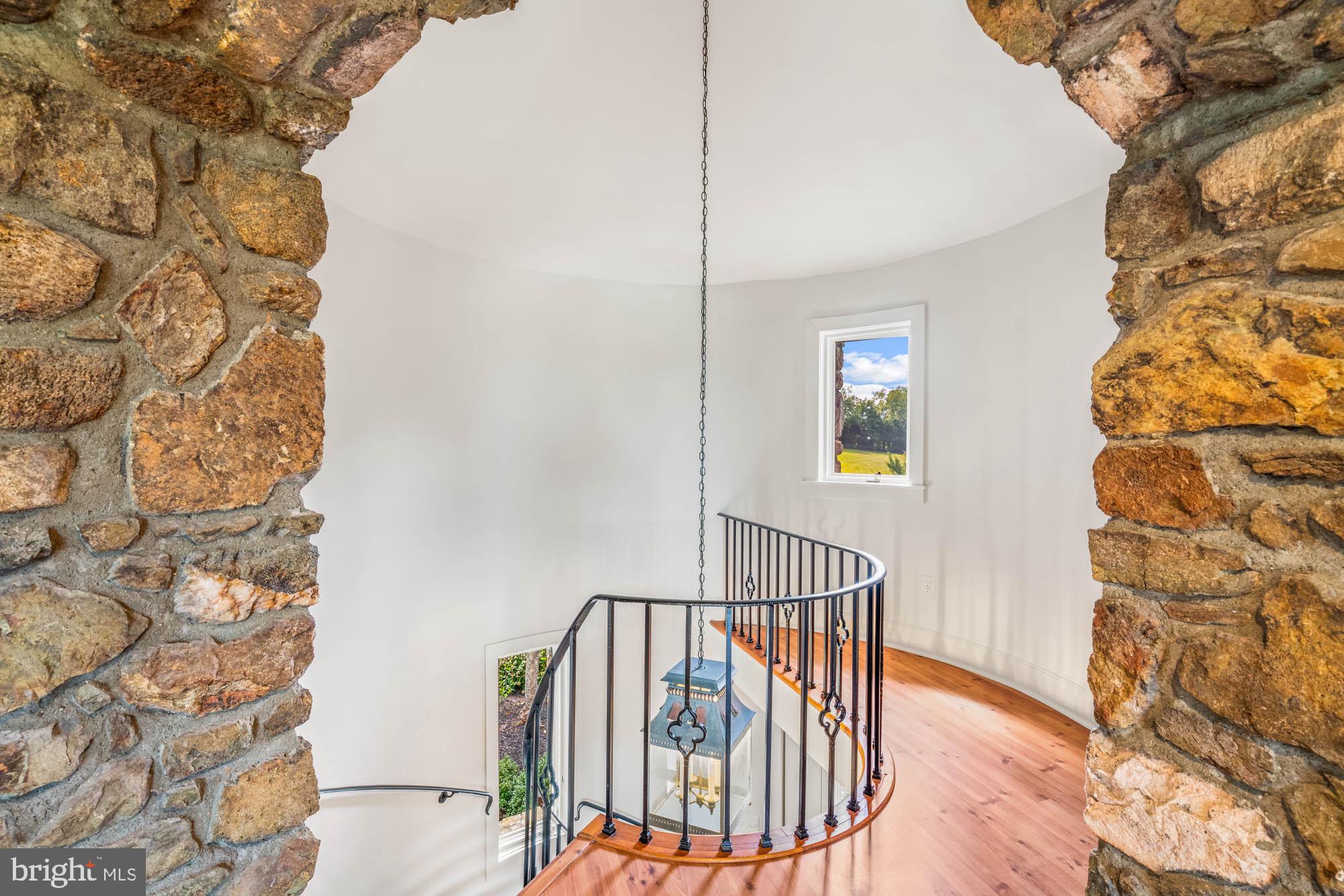 BELLEVUE FARMS - Residential
