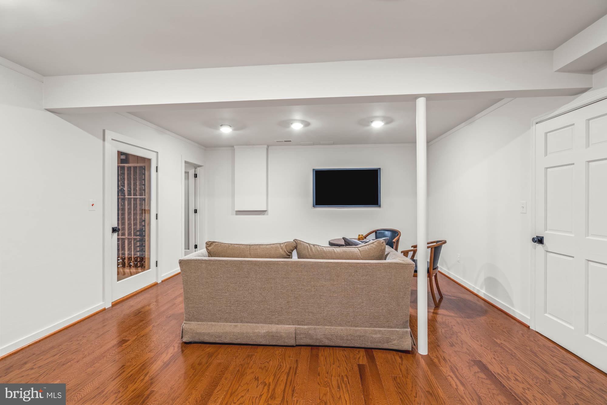 BELLEVUE FARMS - Residential