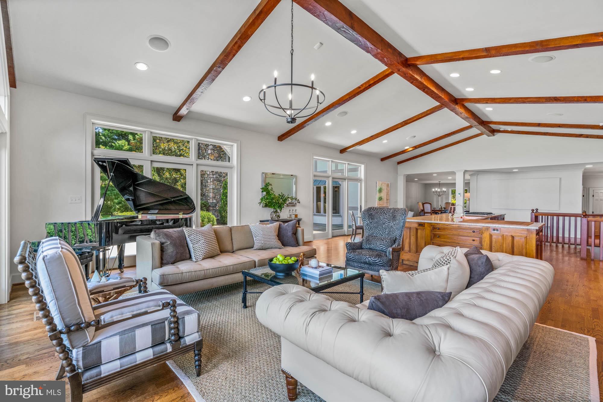 BELLEVUE FARMS - Residential