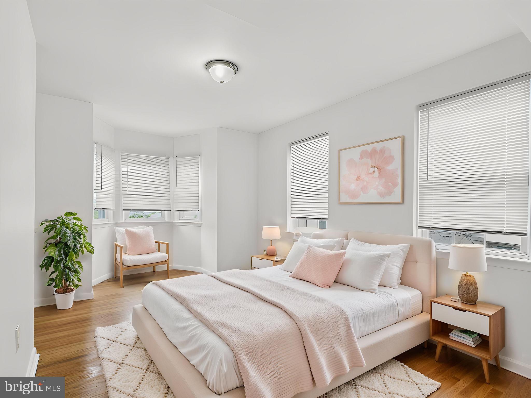 MANTUA - Residential