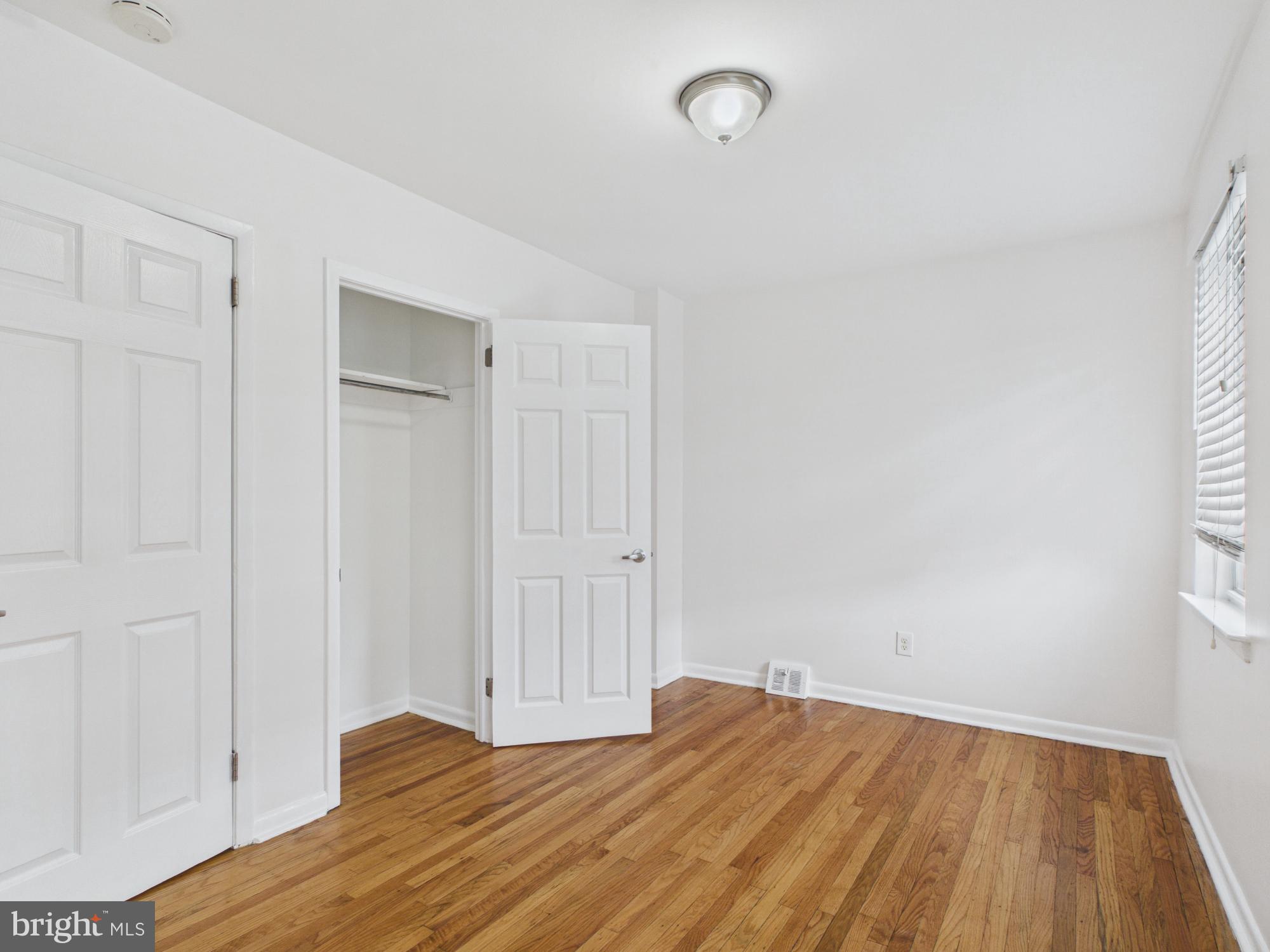 MANTUA - Residential