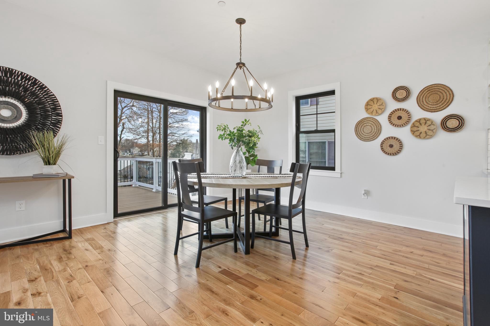 SENECA PARK - Residential