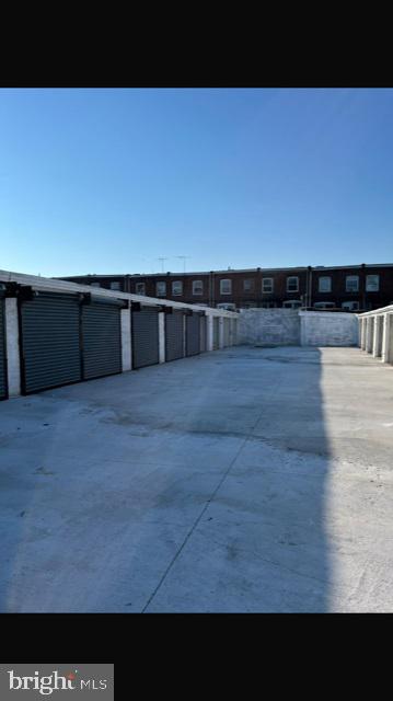 ELMWOOD PARK - Commercial Sale