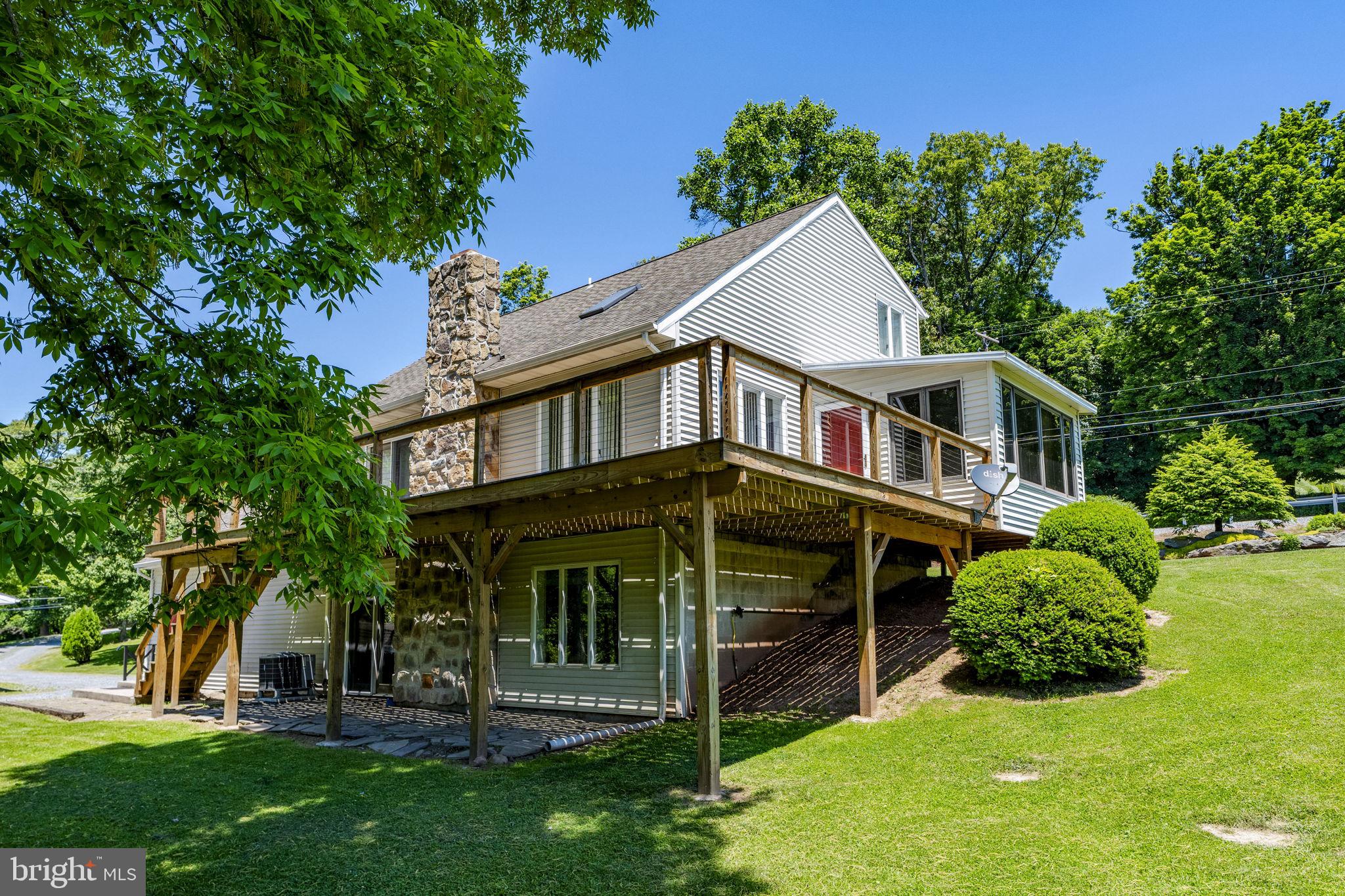 ELIZABETH TWP - Residential