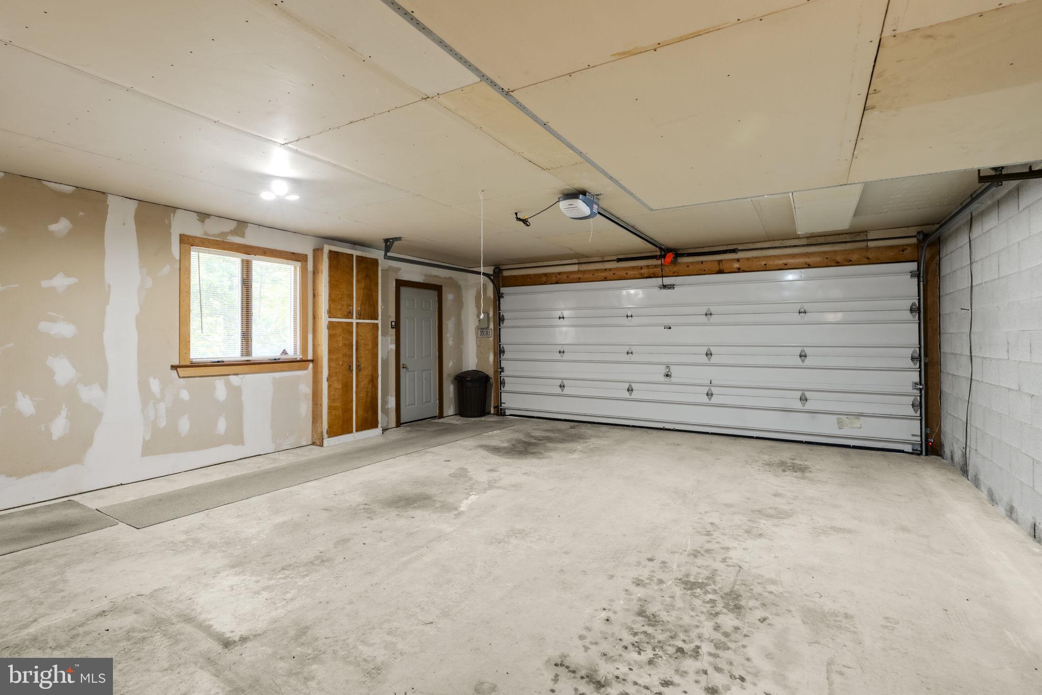ELIZABETH TWP - Residential