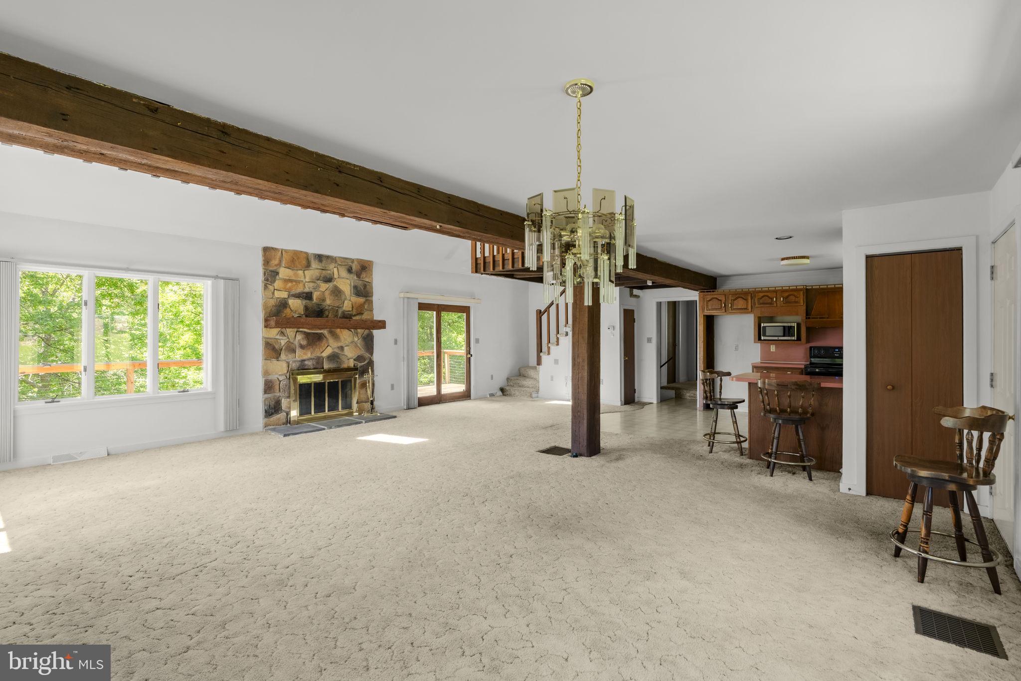 ELIZABETH TWP - Residential