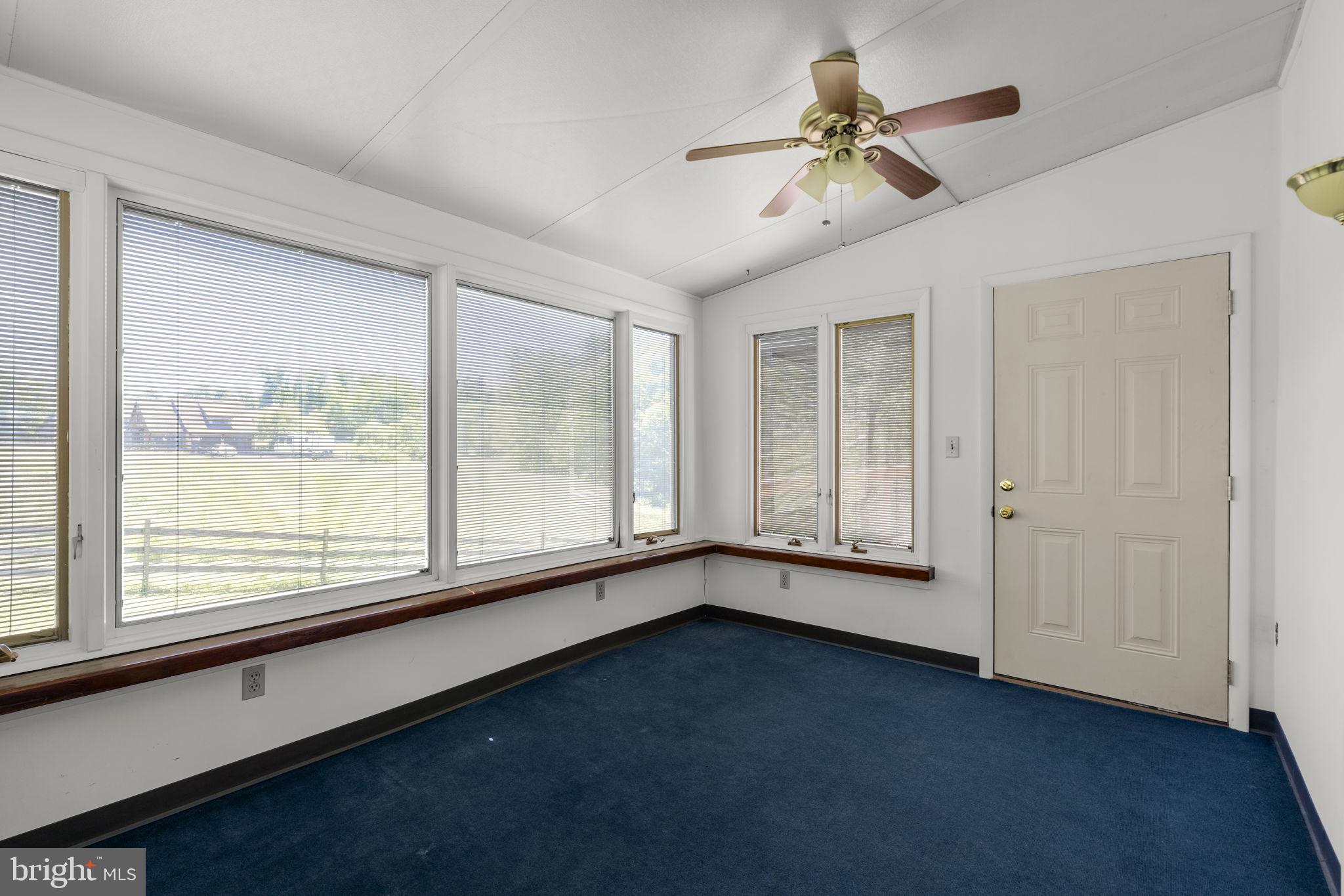 ELIZABETH TWP - Residential