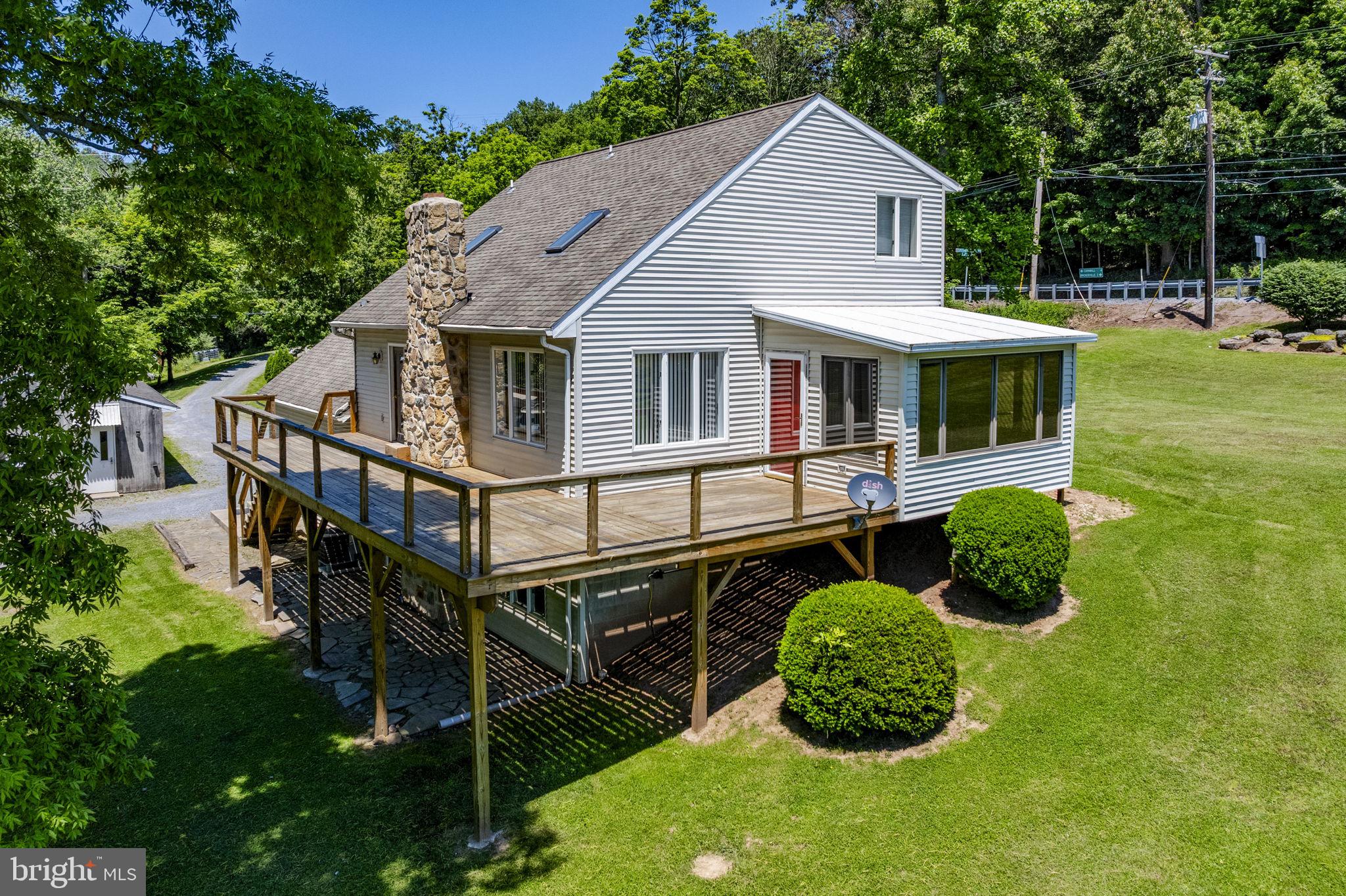 ELIZABETH TWP - Residential