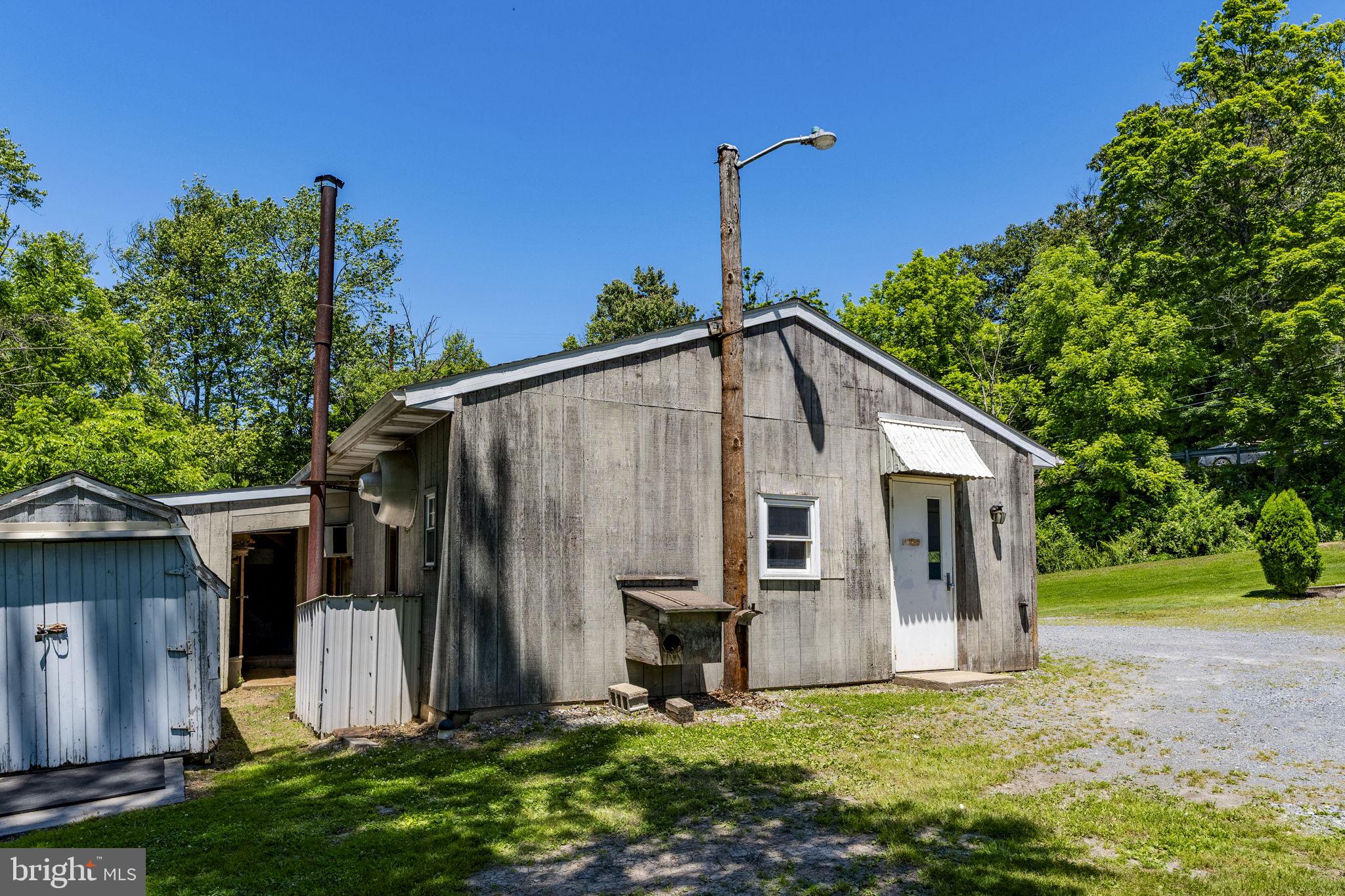ELIZABETH TWP - Residential