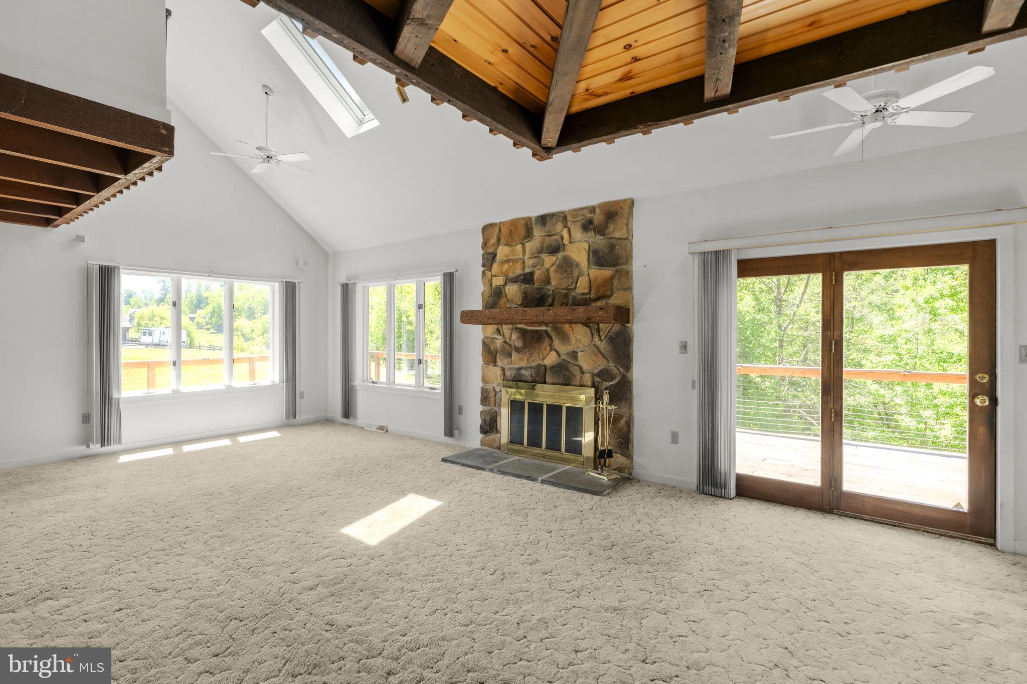 ELIZABETH TWP - Residential