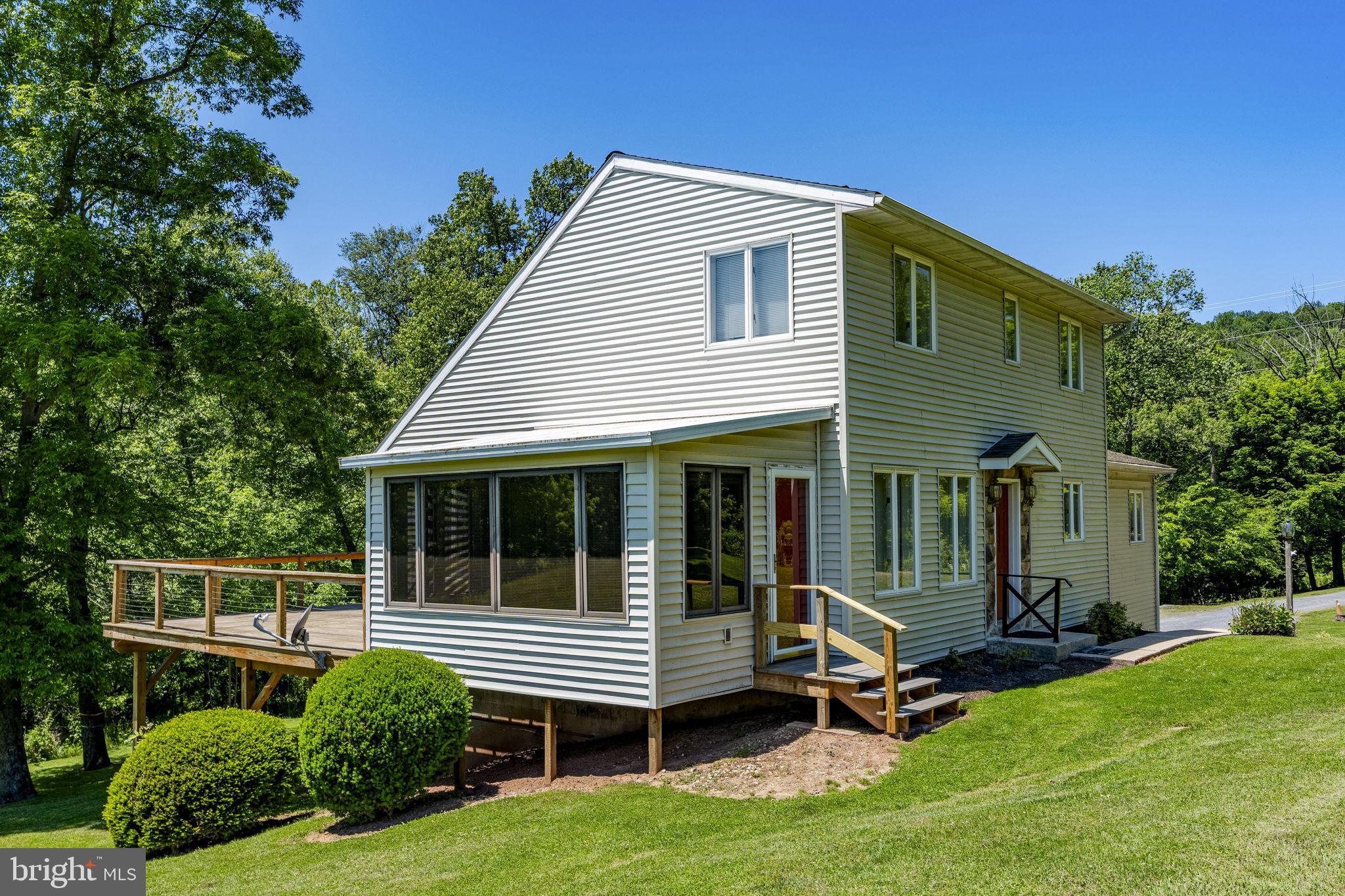 ELIZABETH TWP - Residential