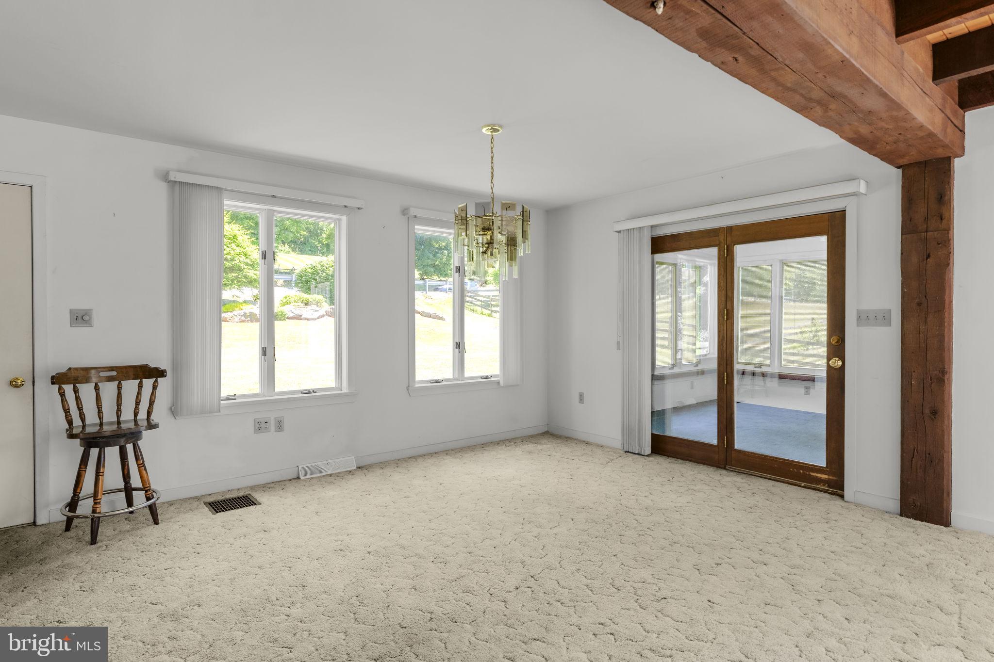ELIZABETH TWP - Residential