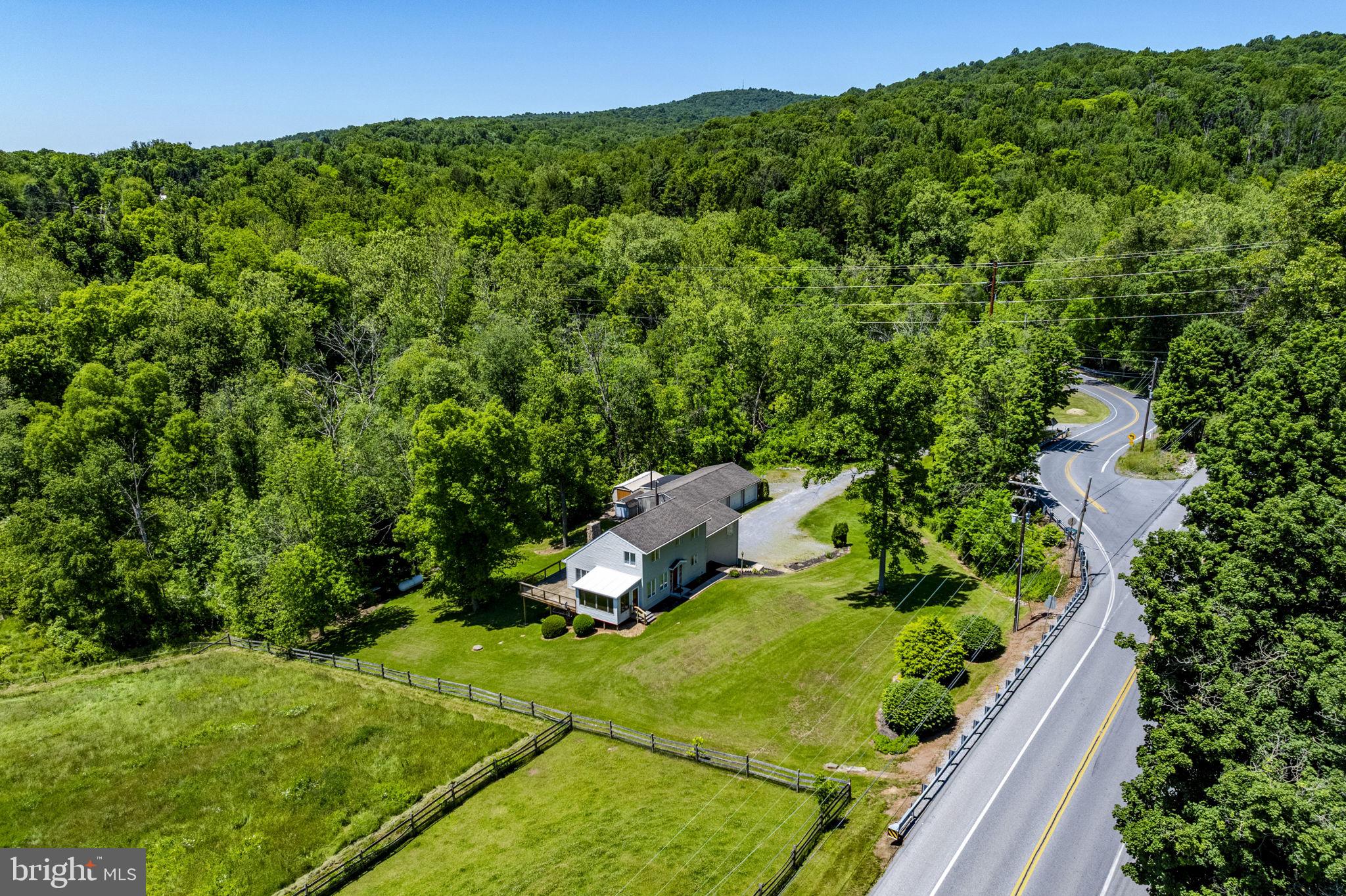 ELIZABETH TWP - Residential