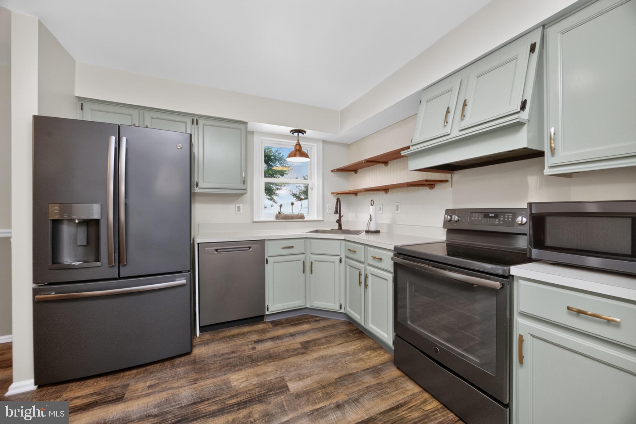 CEDAR HILL - Residential