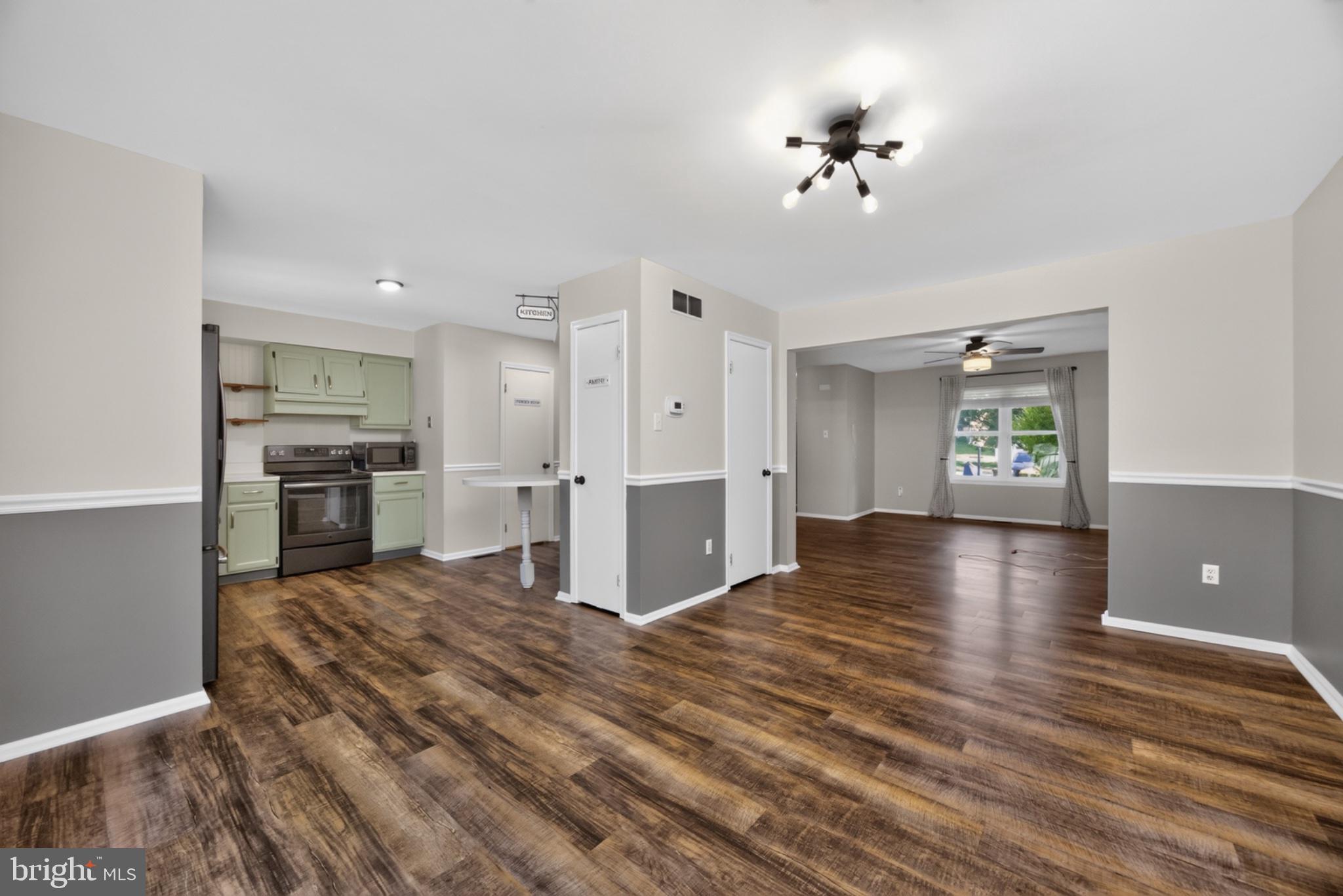 CEDAR HILL - Residential