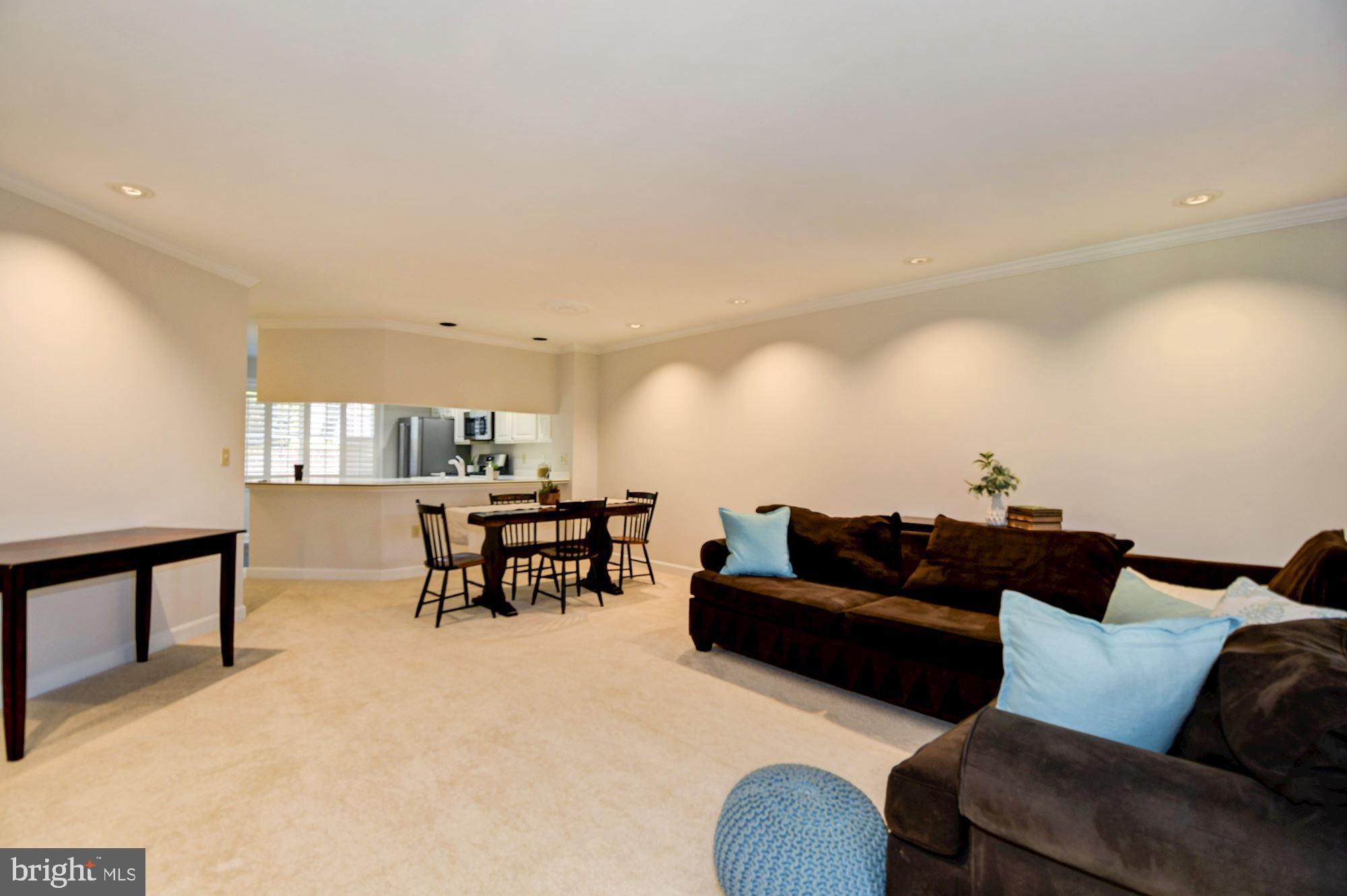 FALLS STATION - Residential Lease