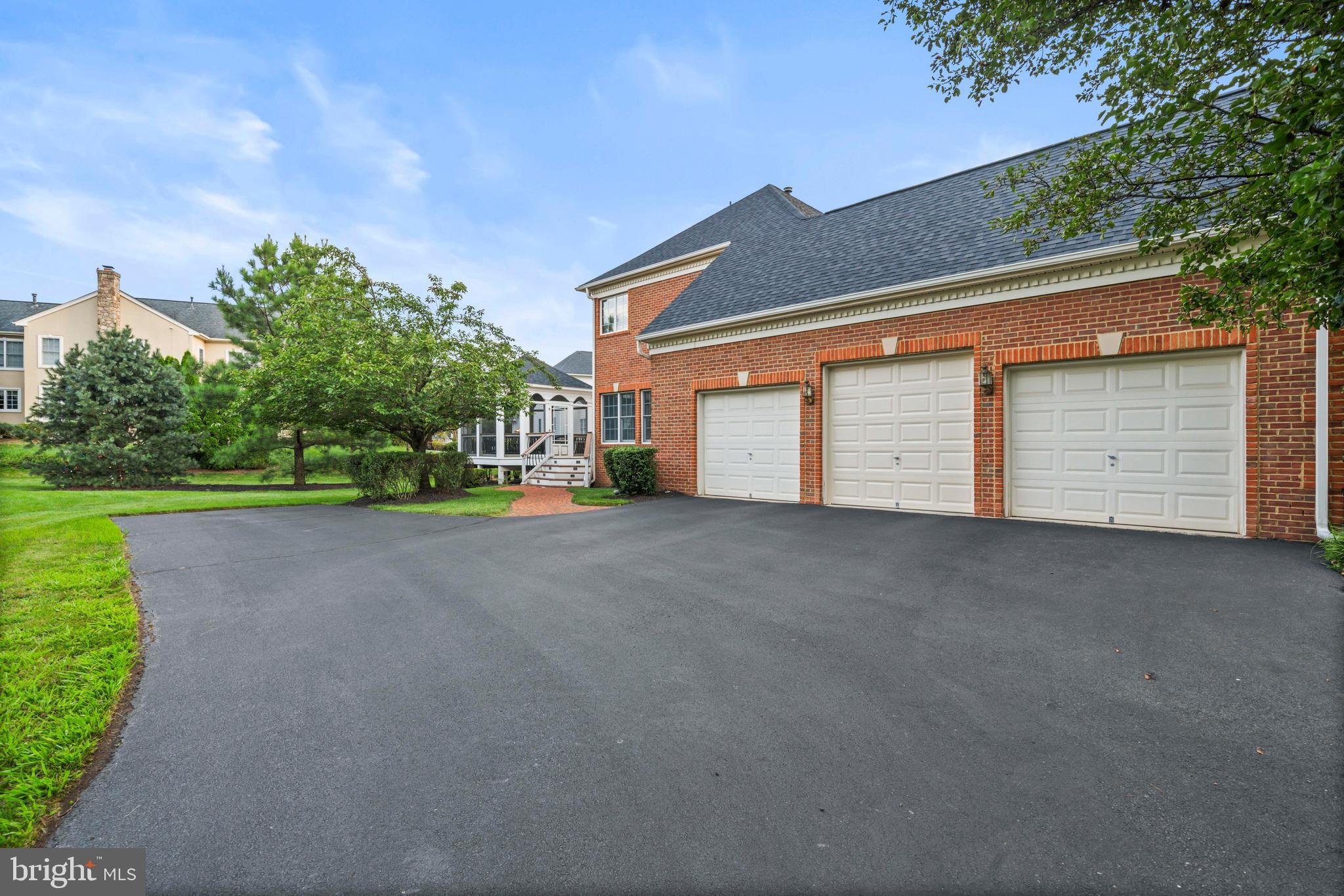 DOMINION VALLEY COUNTRY CLUB - Residential