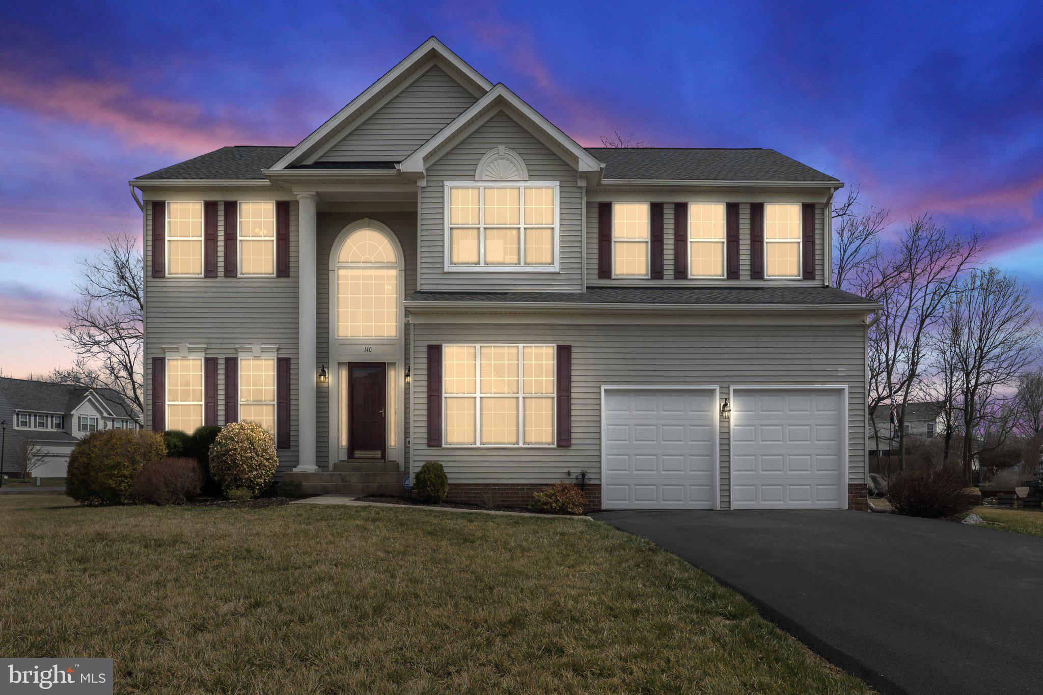 LOCUST HILL - Residential