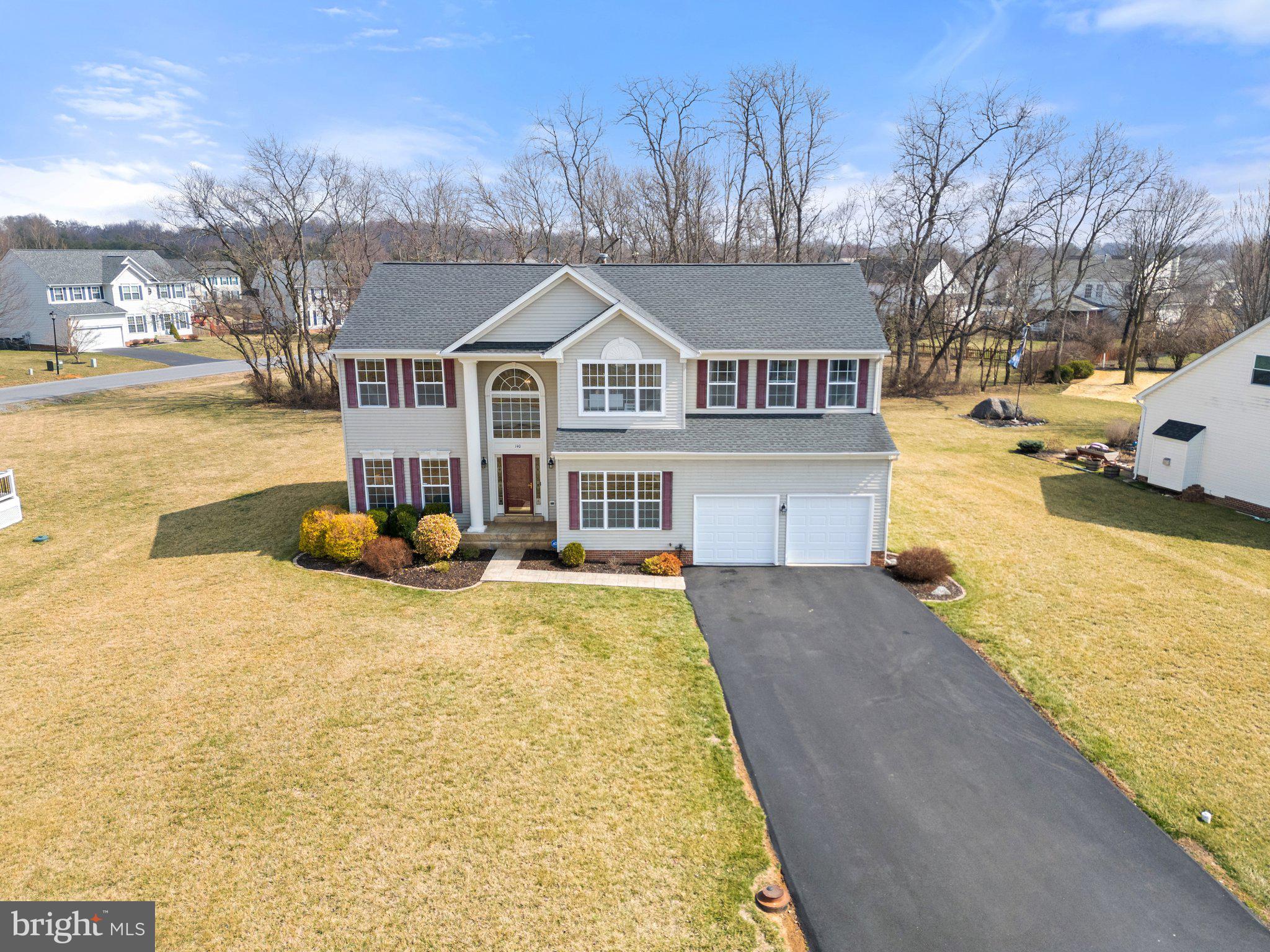 LOCUST HILL - Residential