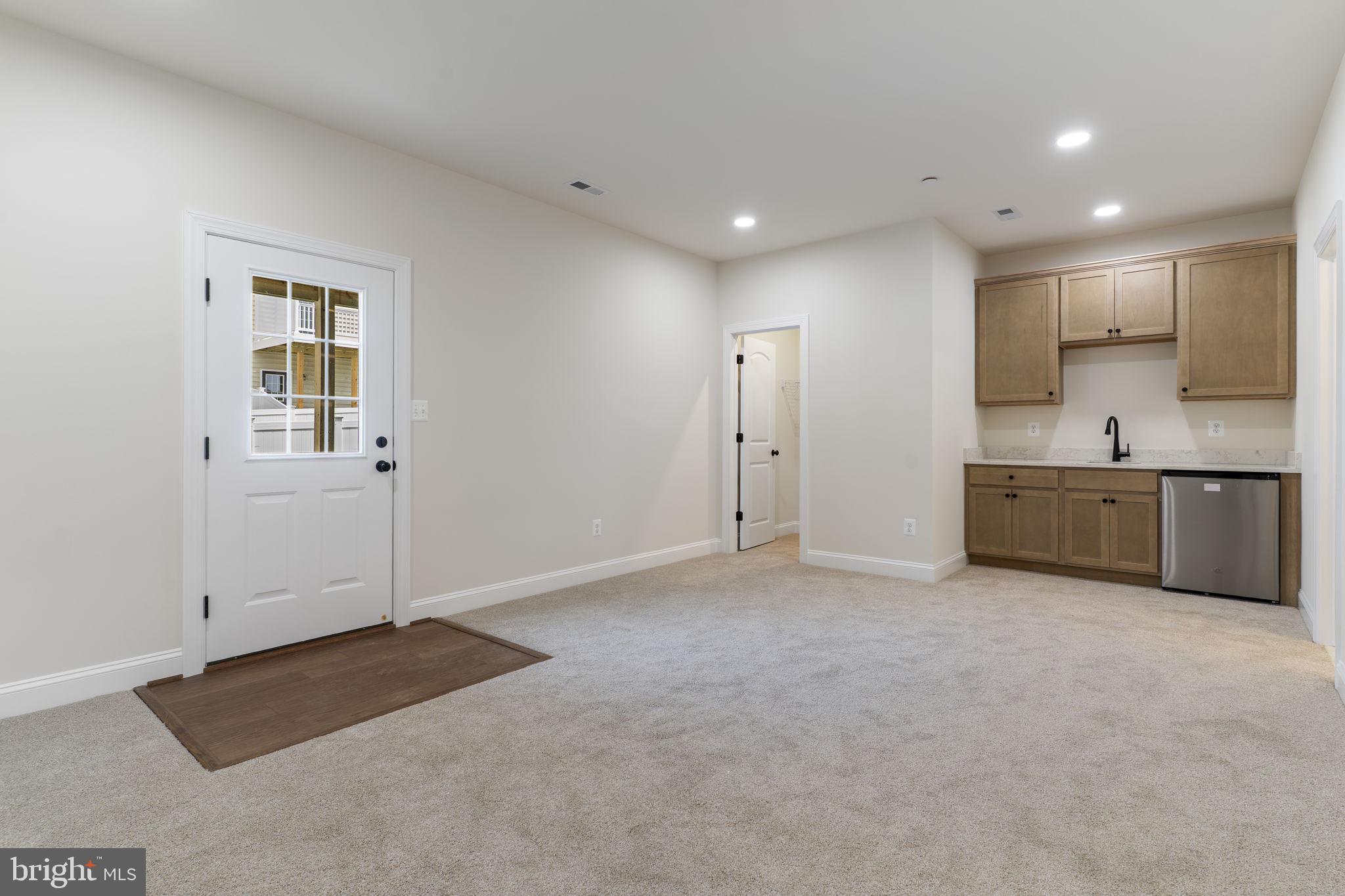 MEADOWS AT TOWN RUN II - Residential