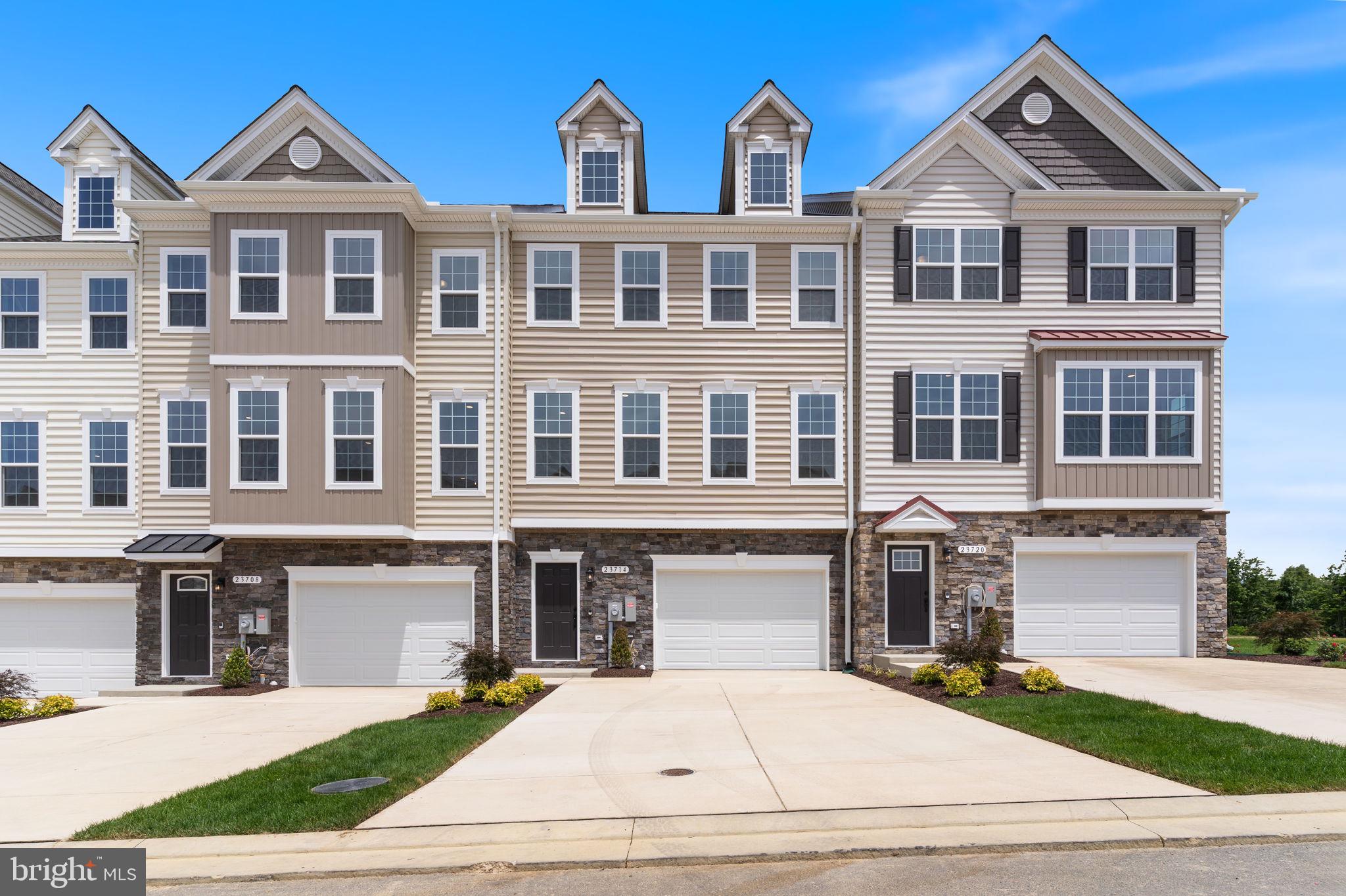 MEADOWS AT TOWN RUN II - Residential