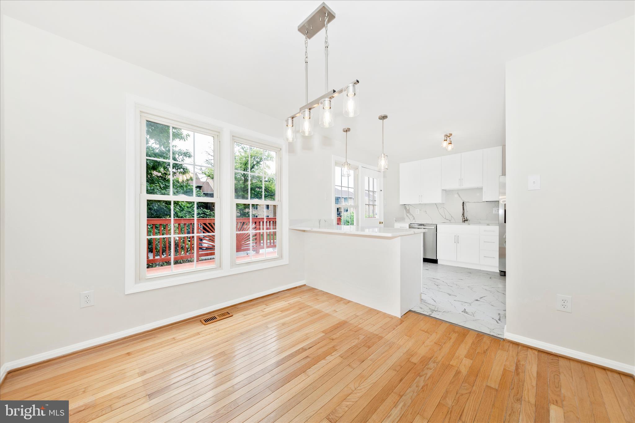 WILLOWCREST - Residential