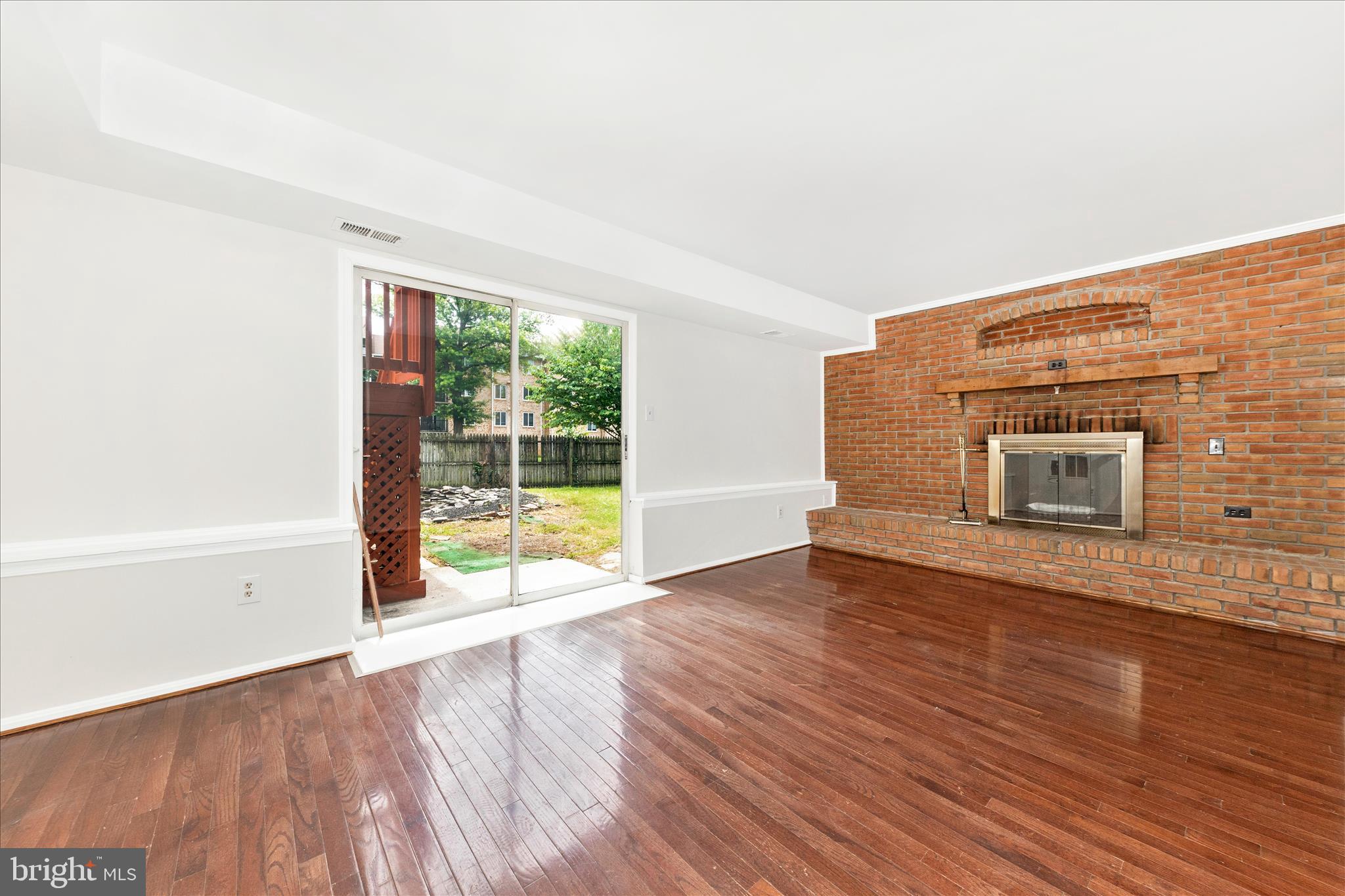 WILLOWCREST - Residential