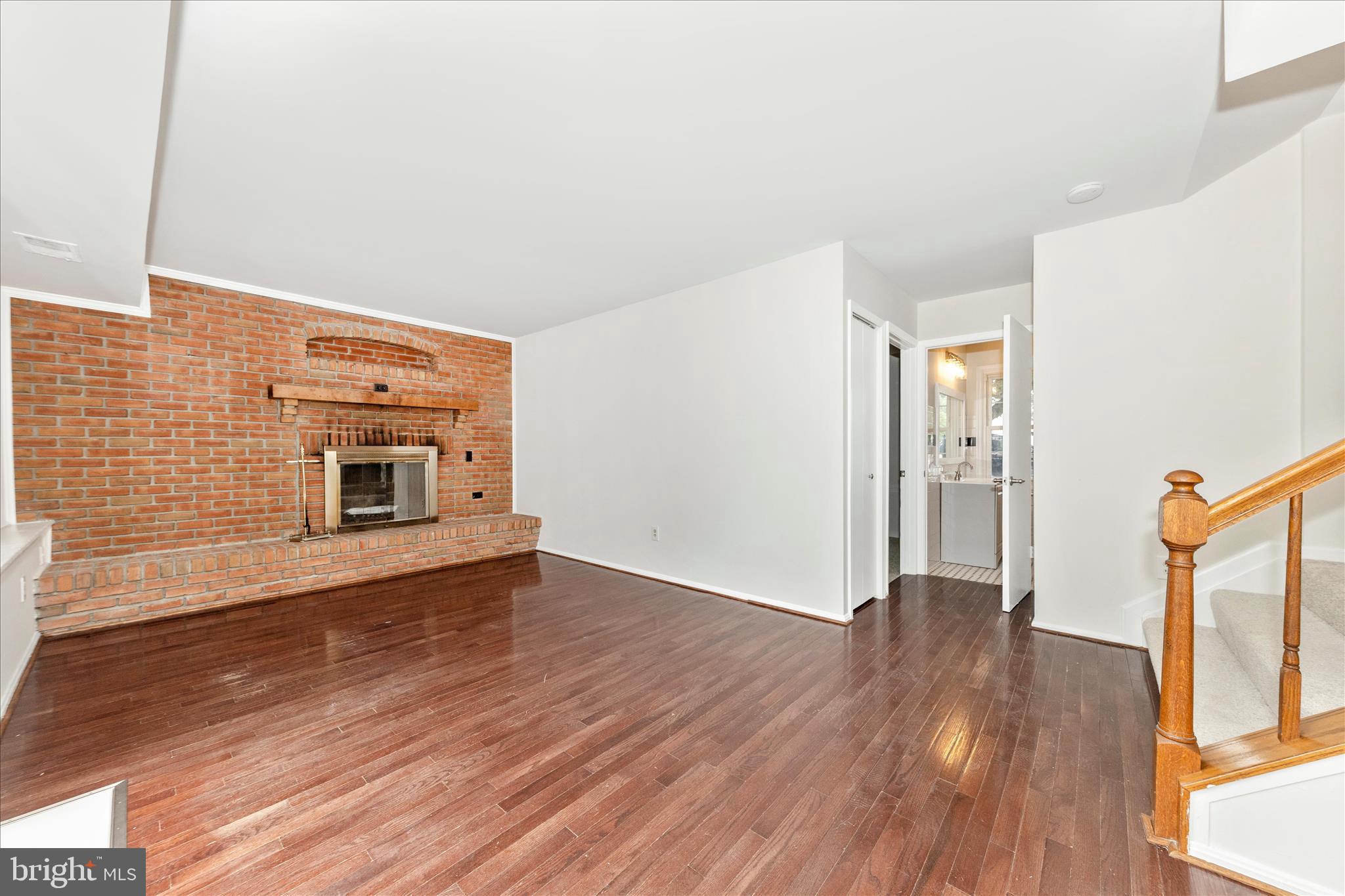WILLOWCREST - Residential