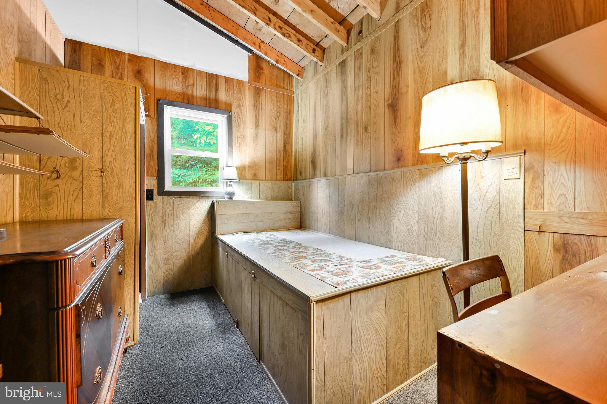 PINE GROVE - Residential