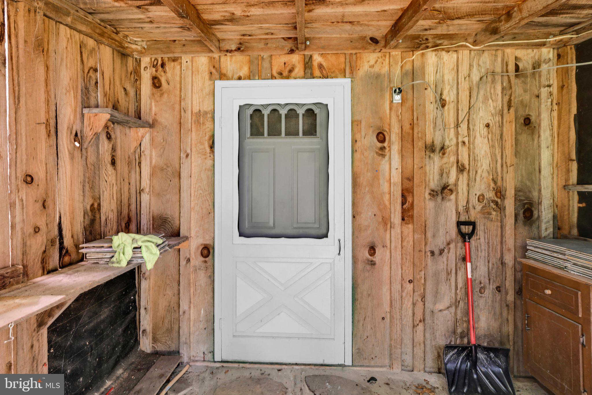 PINE GROVE - Residential