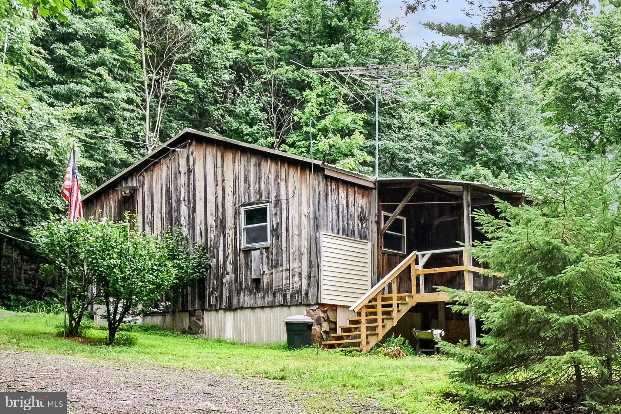 PINE GROVE - Residential